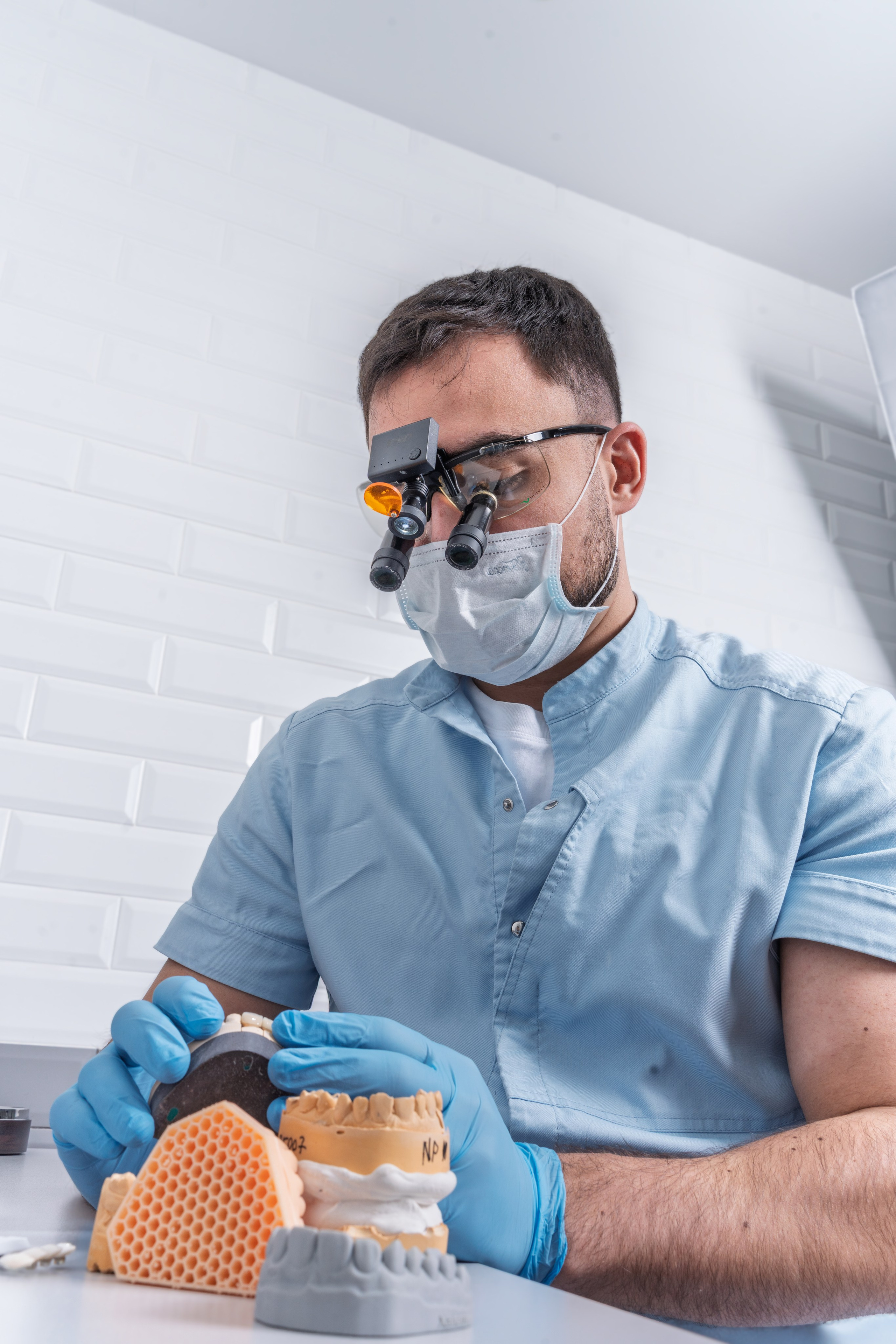 Съёмка для стоматологической клиники Prime smile. Портретный фотограф в Москве Фарид Леонов