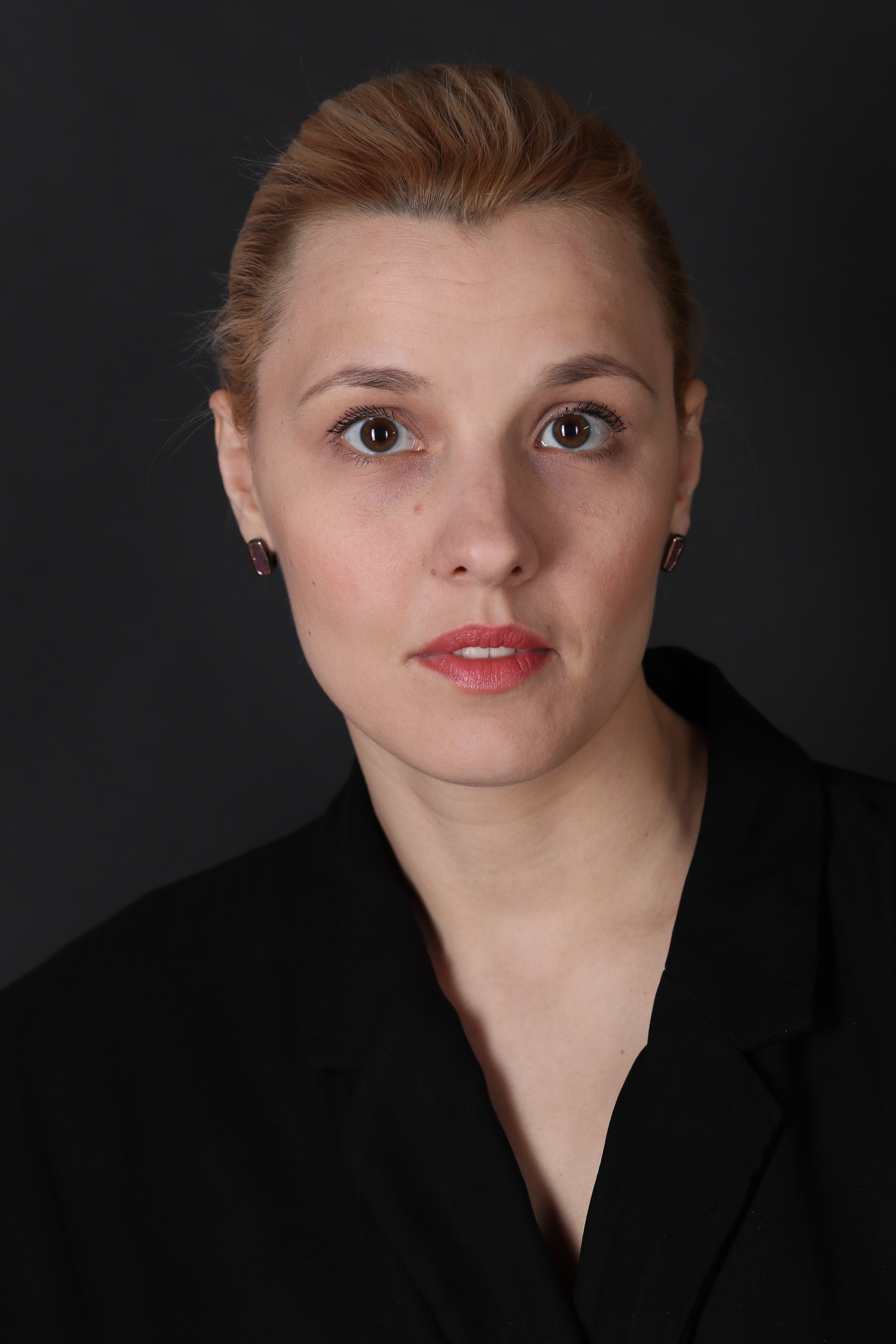 Портфолио актрисы Ксении Ивановой. Профессиональный фотограф Алена Александрова