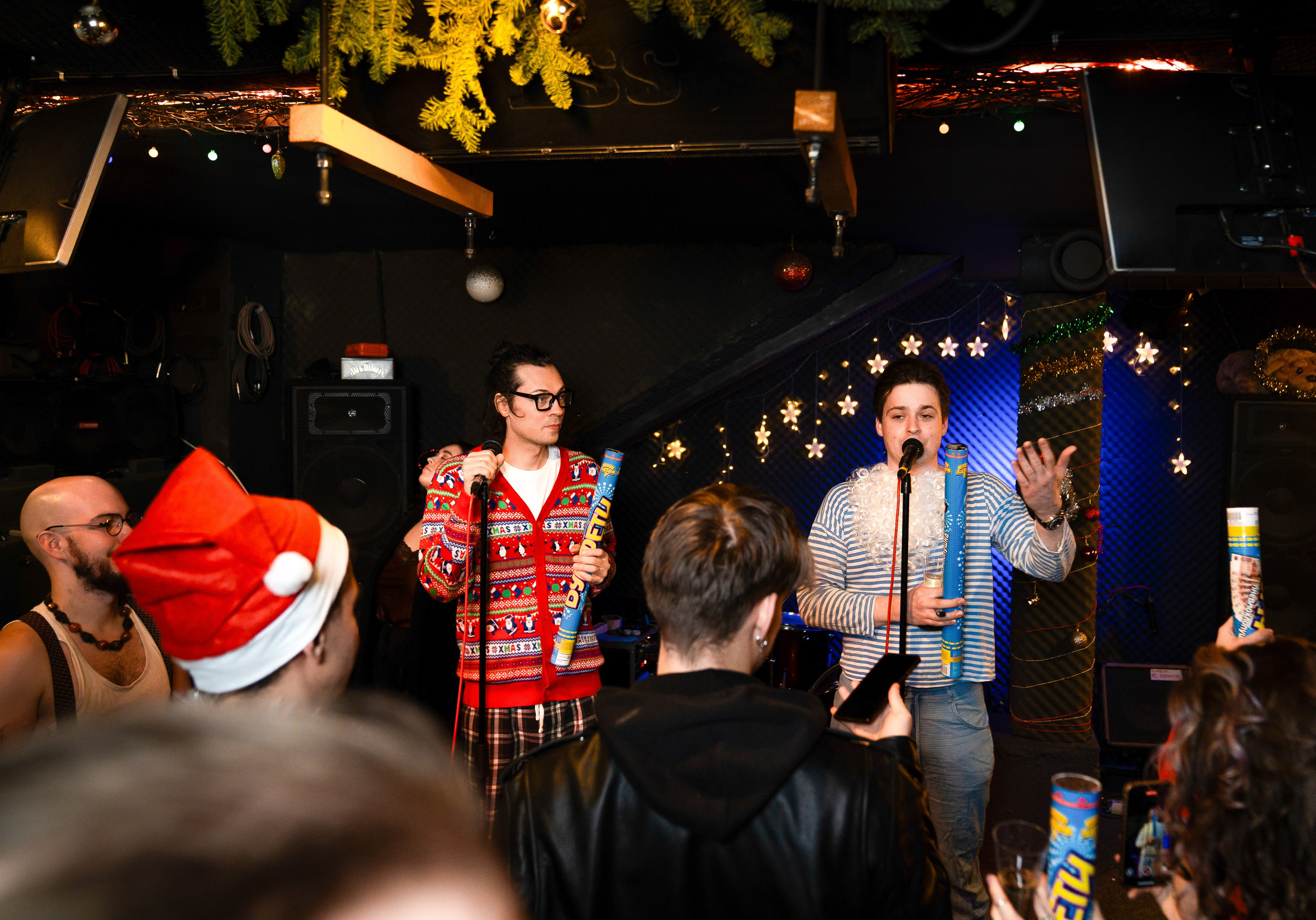 Новый год, новый год в баре Санкт-Петербург, новый год в музыкальном баре Дебошир Санкт-Петербург, новый год в Санкт-Петербурге, бар Дебошир, новый год в баре Дебошир в Санкт-Петербурге, новогодний корпоратив, корпоратив в баре Санкт-Петербург 