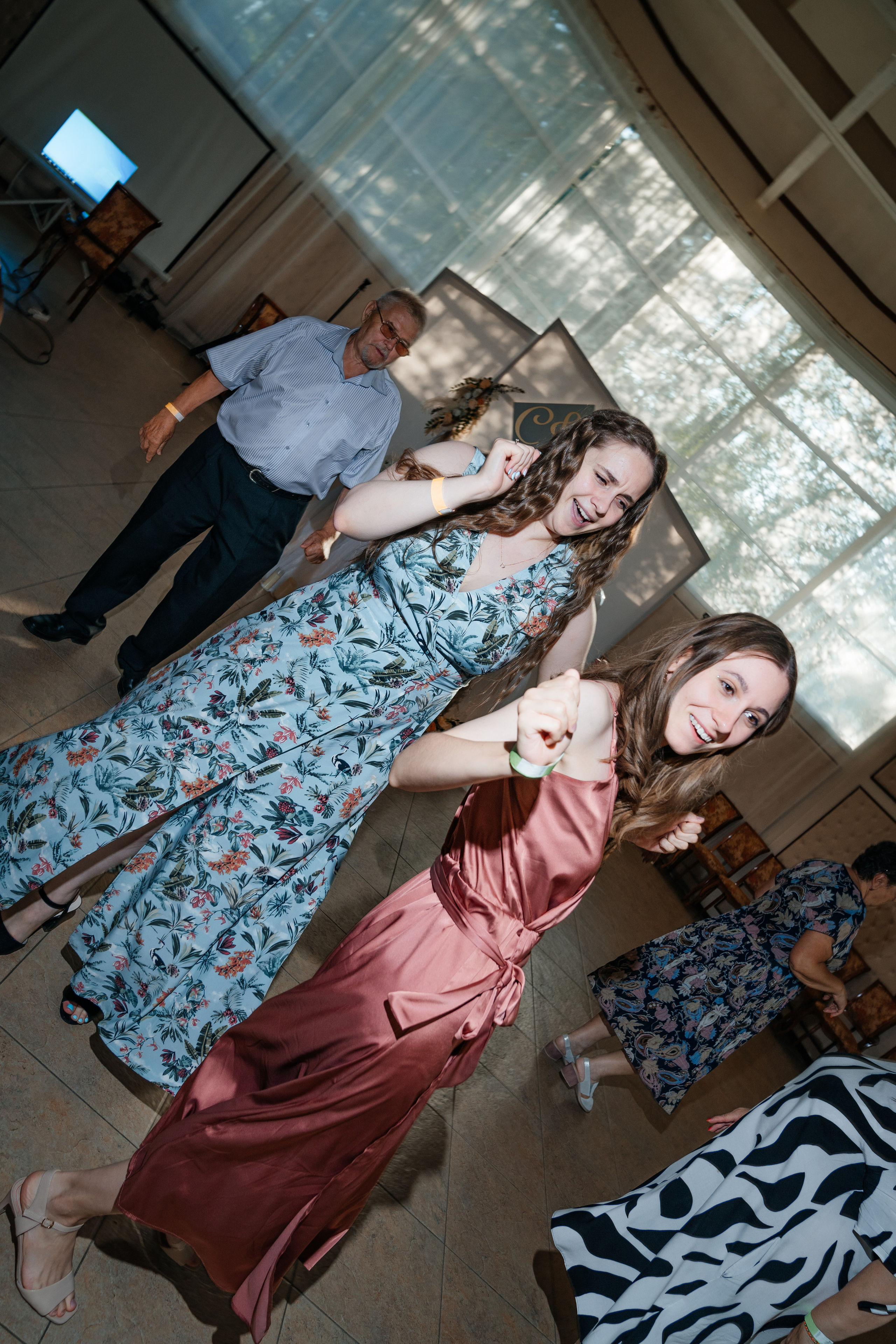 Соня и Сёма (Турбаза Китой). Фотограф Ангарск Иркутск Ксения Король