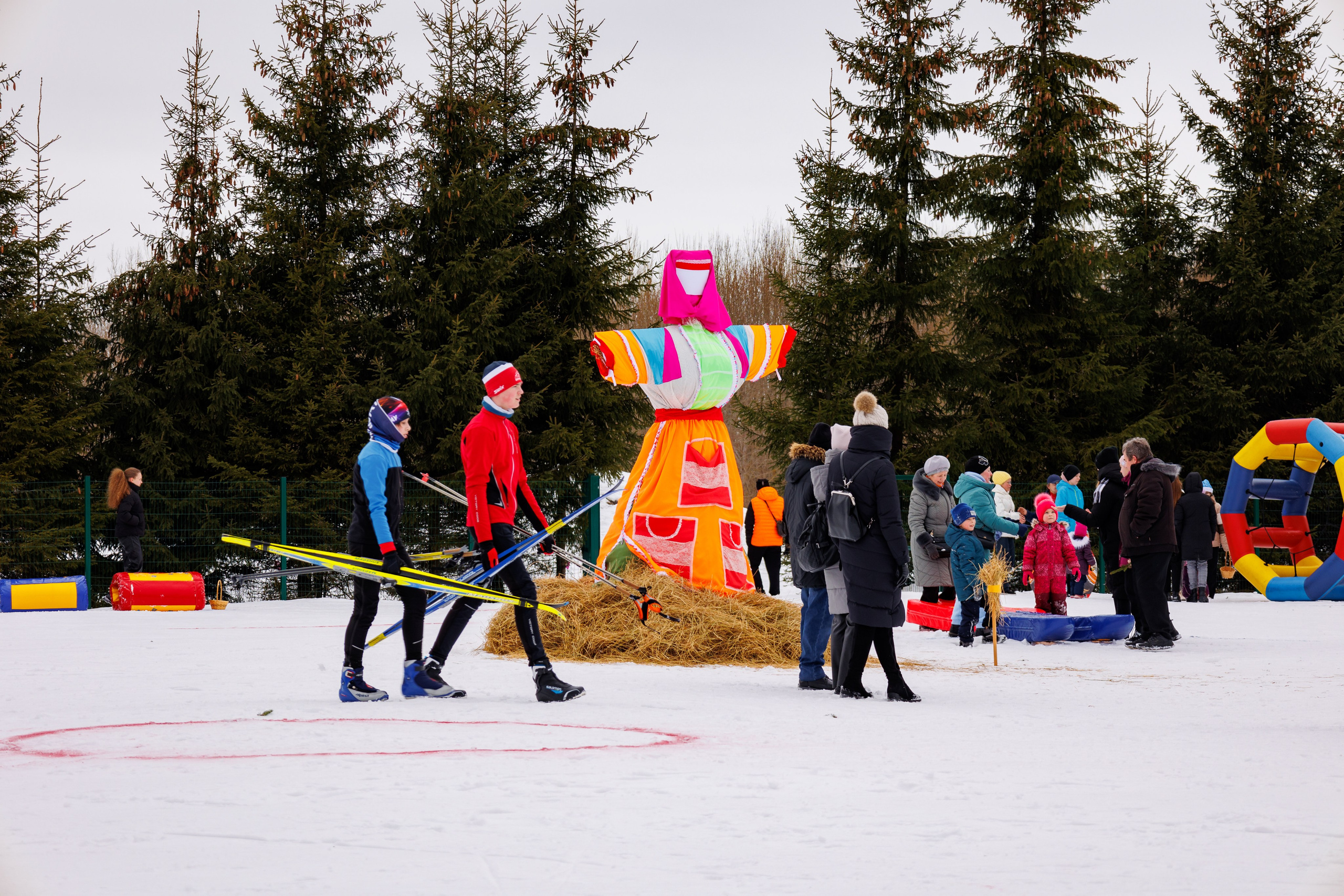 Масленица в 2022 году. Свадебный и семейный фотограф в г. Волхов Алексей Кочерыжкин
