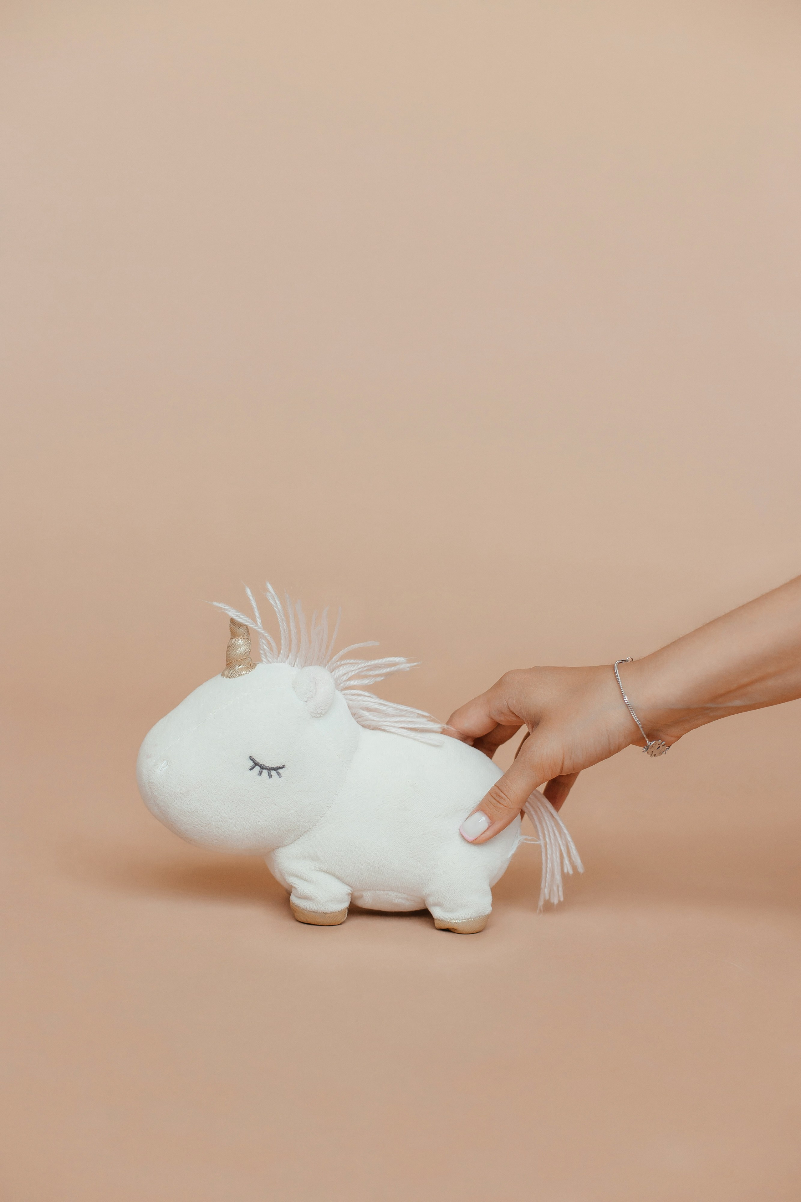 Первый год и первый торт. Фотограф Елена Краснопевцева