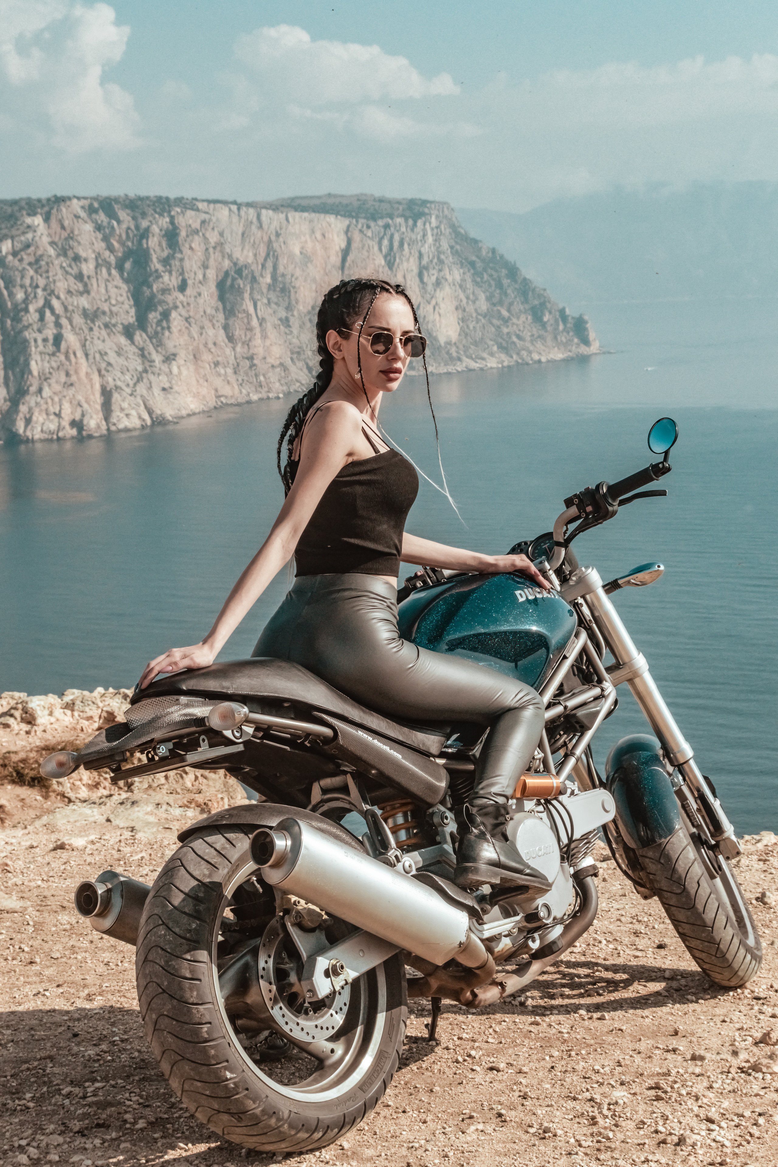 TAISIA. Фотограф в Крыму Григорий