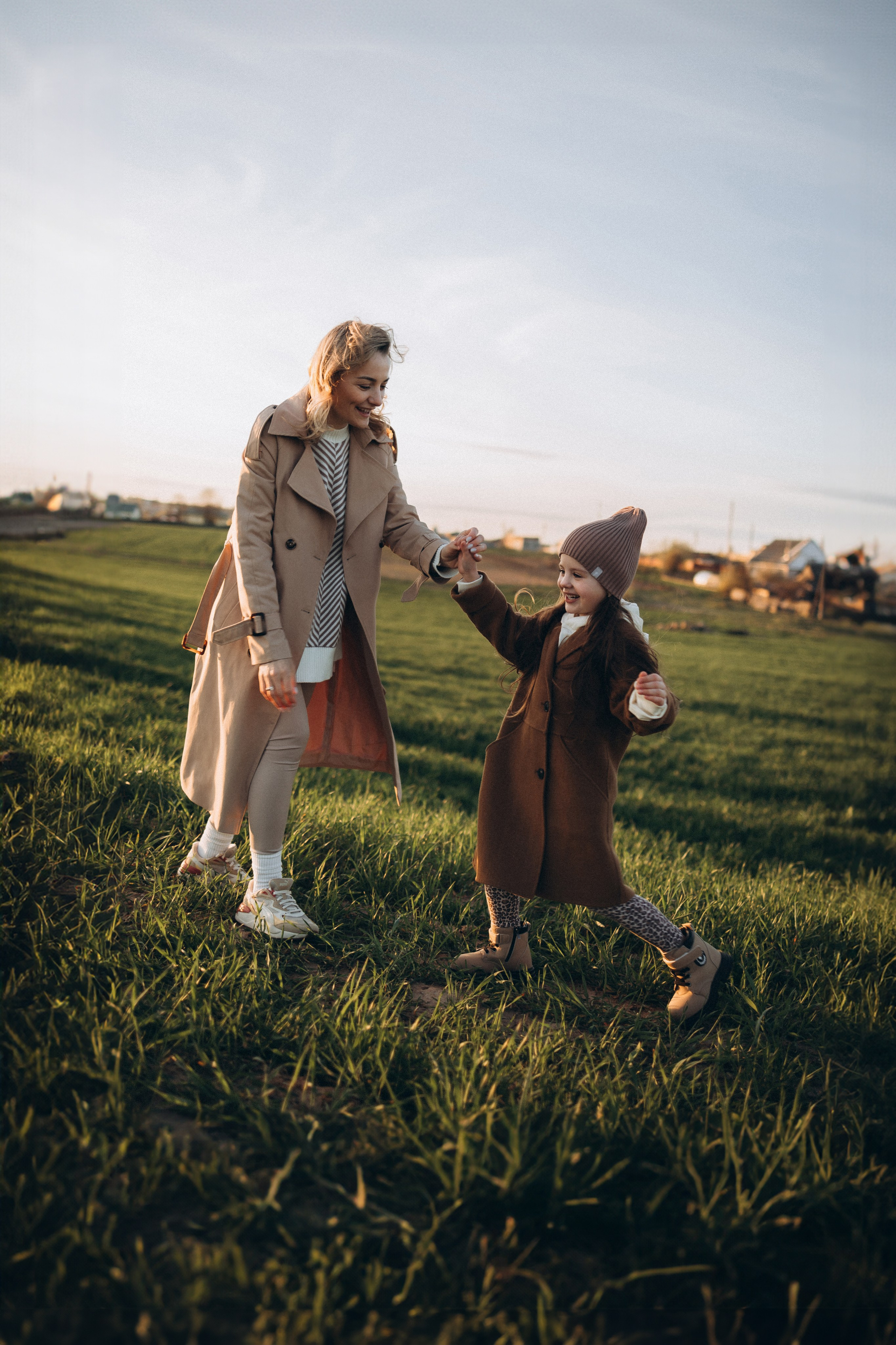 София и Диана (весна). Фотограф Елена Рябцева