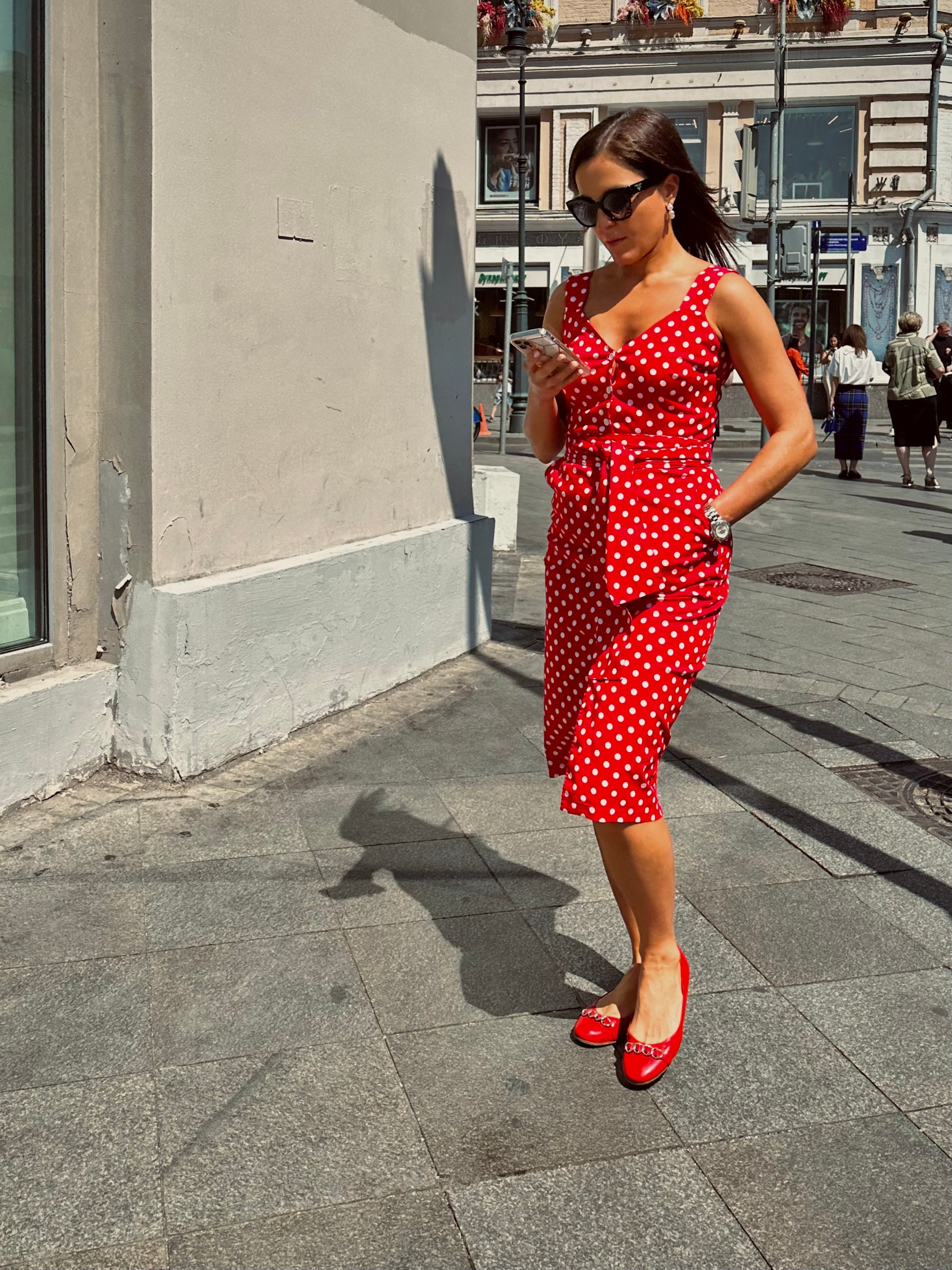 Стрит. Фотограф в Москве — Рина Серёгина — съёмка в студии и репортаж