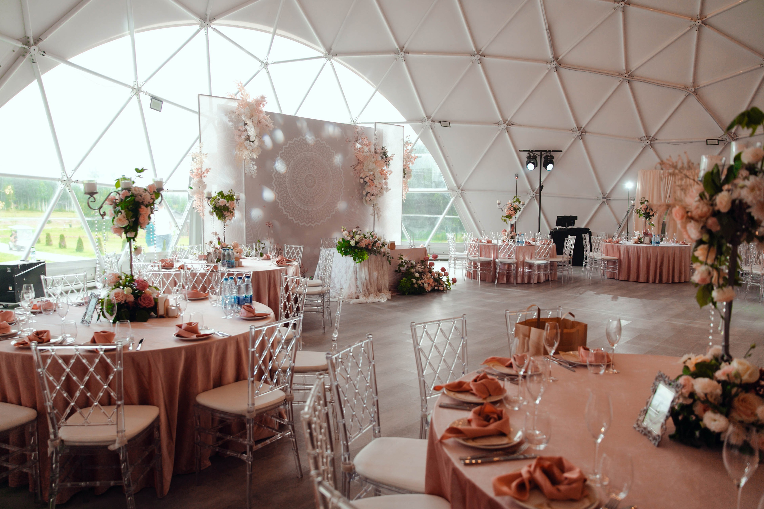 Площадка «Джао Дача». Ваш репортажный фотограф Артемий Антонов