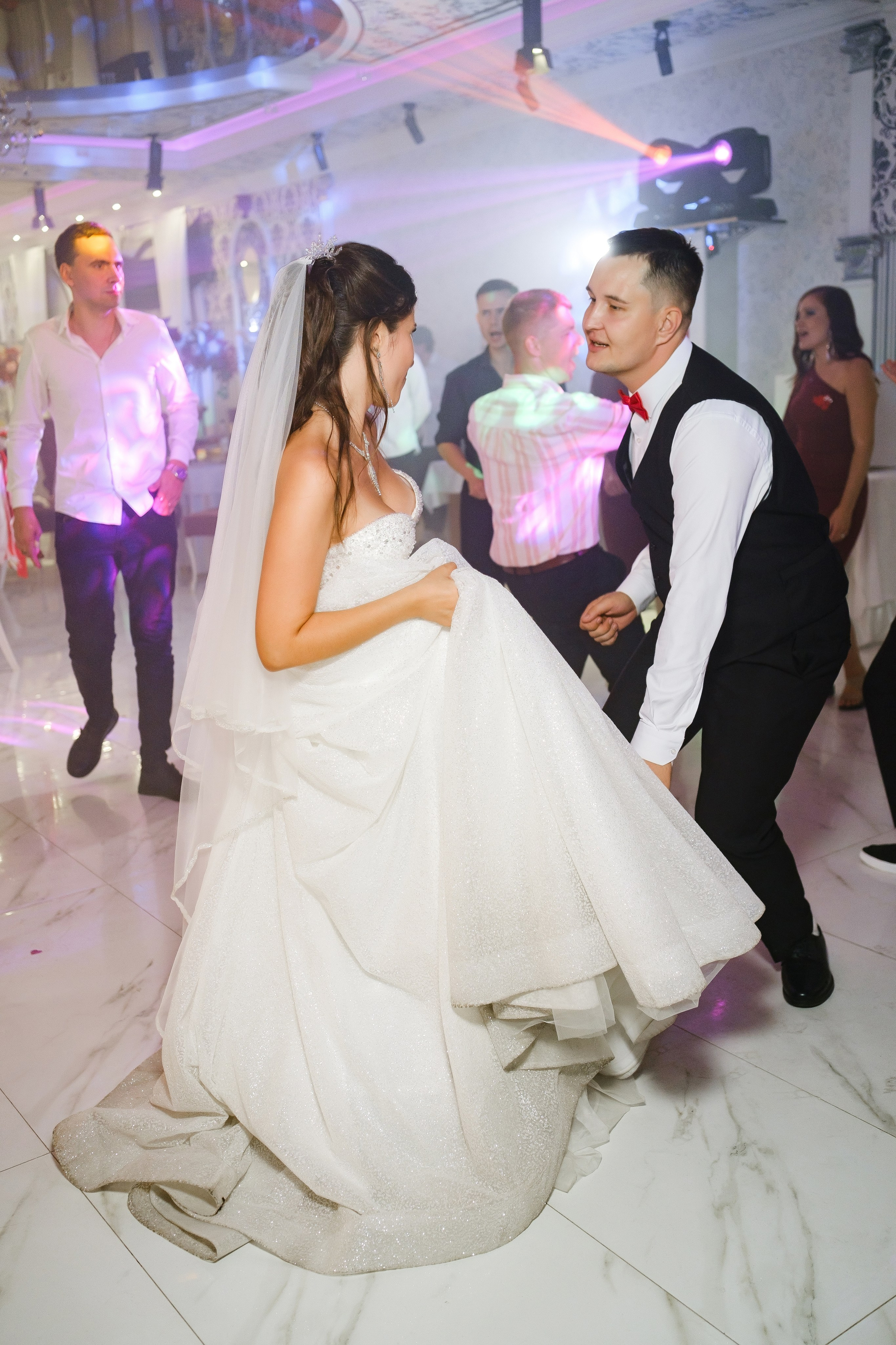 Михаил и Юлия. Свадебный фотограф | репортаж | праздники | крещение