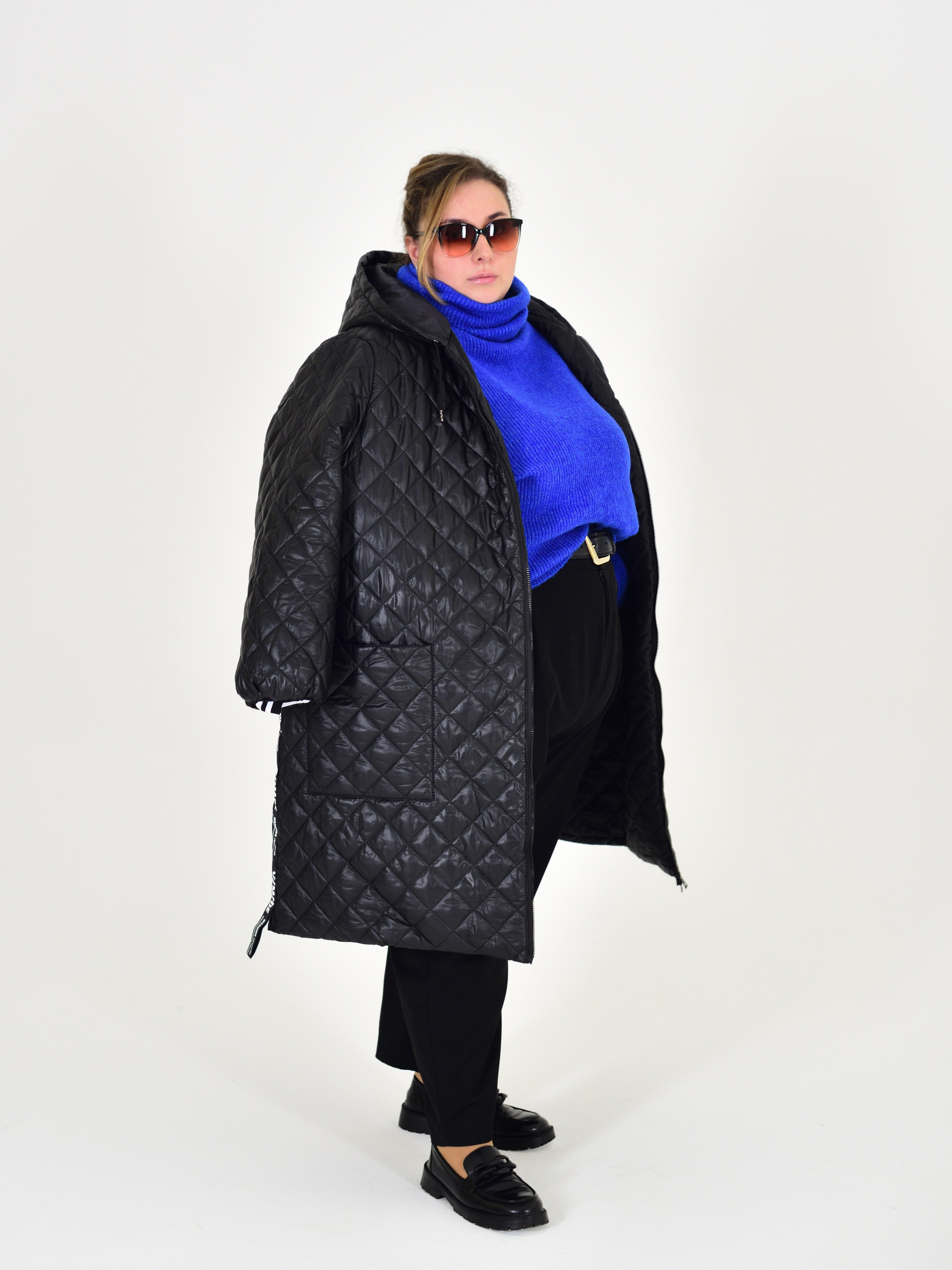 Эстетичная съемка с акцентом на разнообразие фасонов и цветовых решений