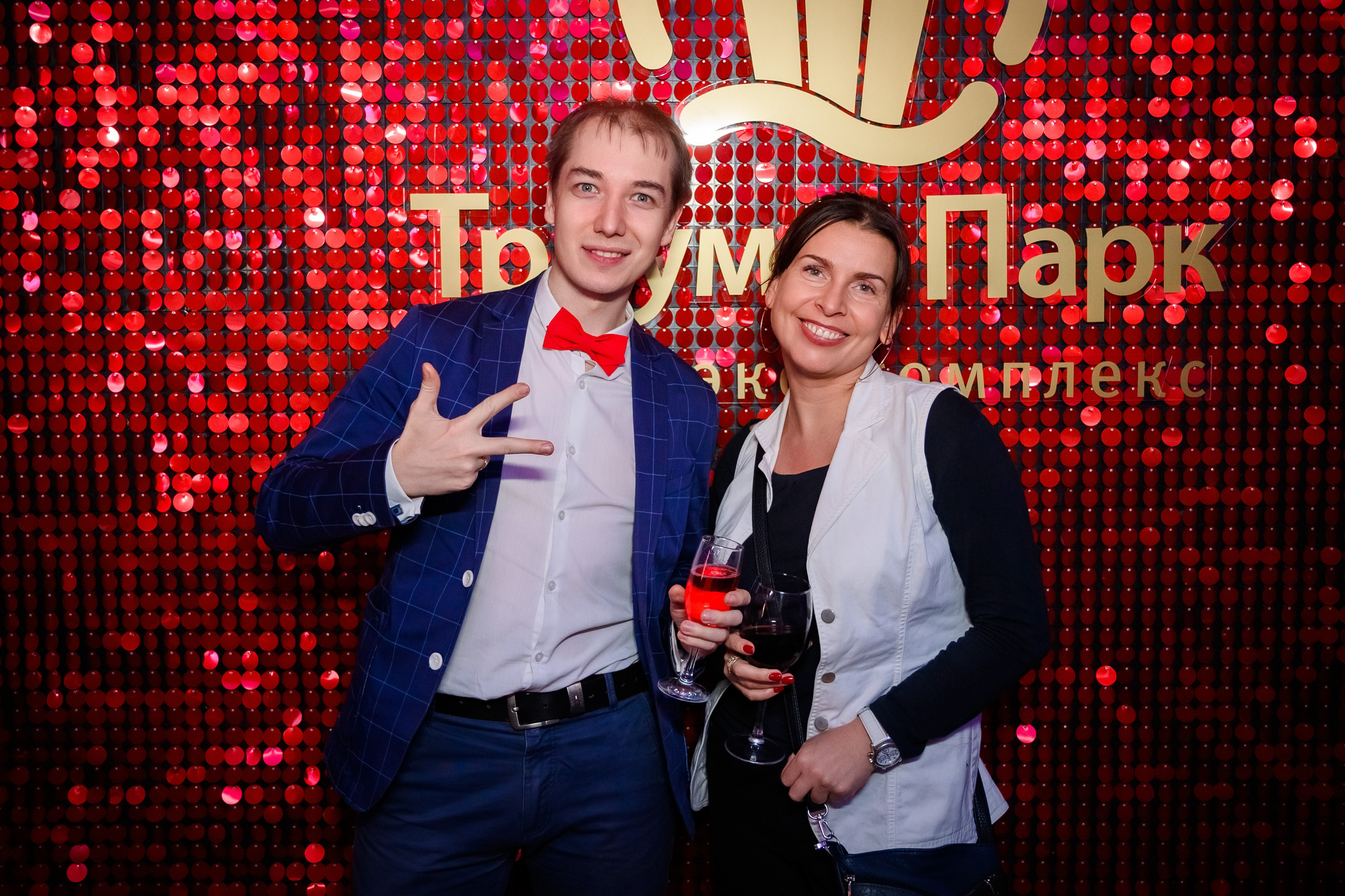 Услуги и цены фотографа в СПб. Стоимость фотосъёмки в Санкт-Петербурге. Фотограф на свадьбу, корпоратив, юбилей, мероприятие, в загс цена. Фотограф Алексей Лукин. Свадьба, мероприятие, корпоратив, юбилей, фотосессия, портрет. Фотосъёмка в Санкт-Петербурге. Ретушь фотографий