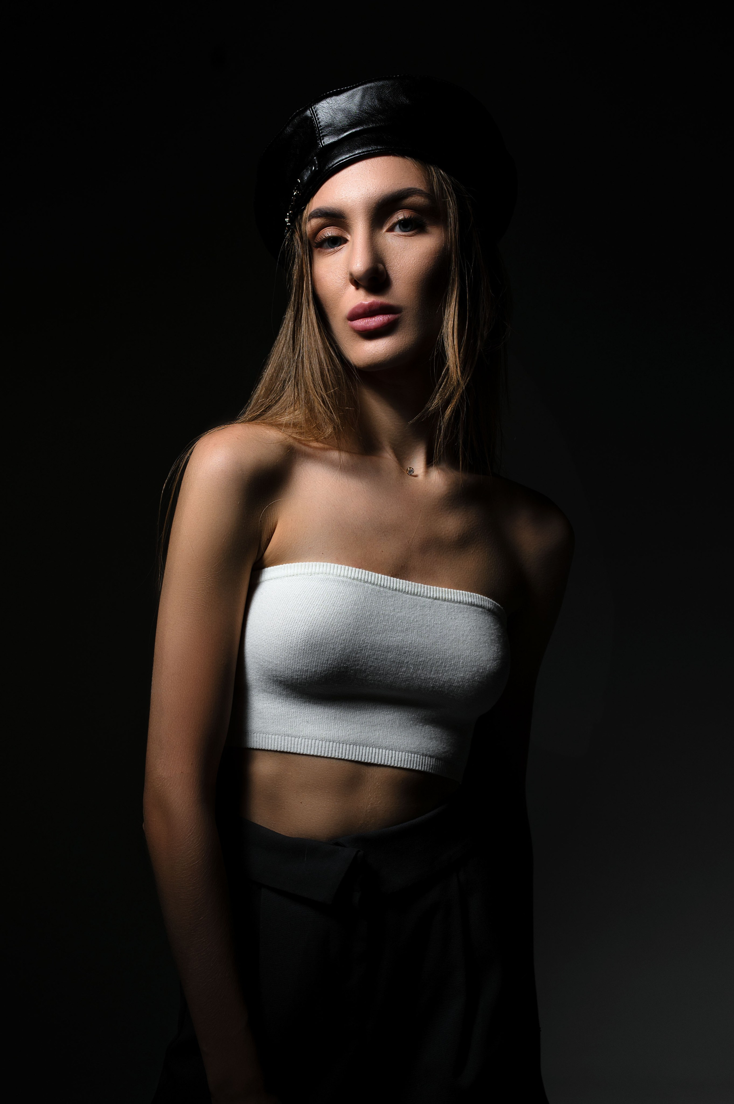 Валерия Крюкова. Фотостудия Алматы — 2 Stula.Studio | Аренда залов