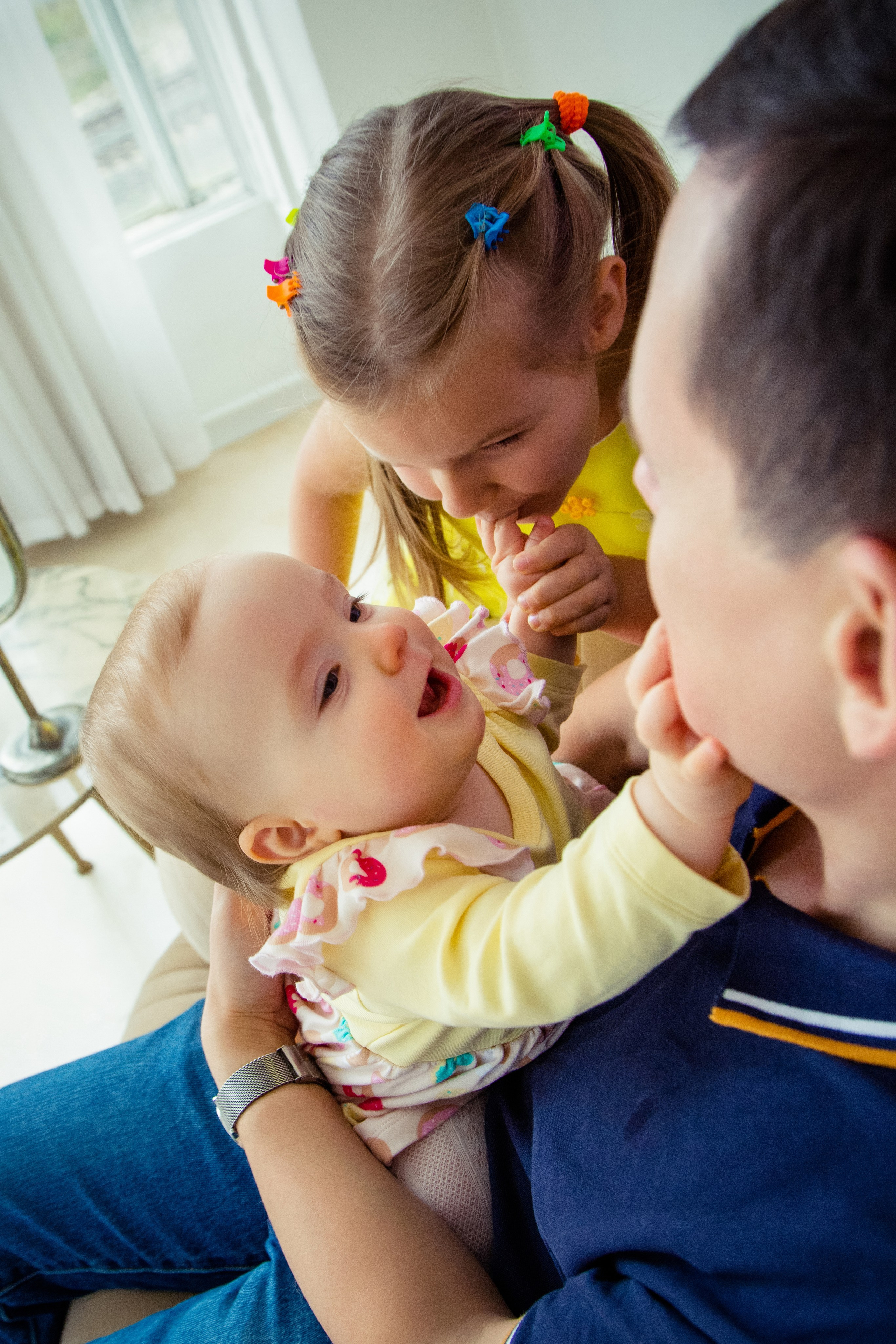 Семейная фотосессия в студии One take studio VANILLA. Свадебный и семейный фотограф в Москве и Подмосковье Лариса Козлова