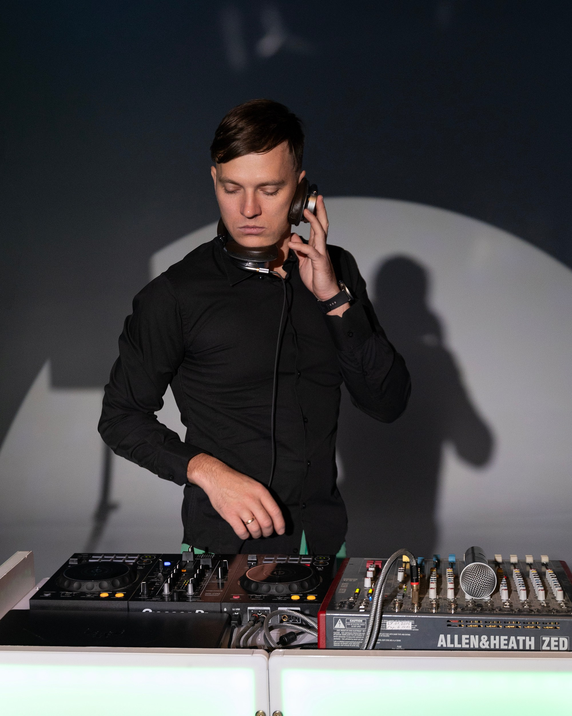 Студийные и уличные съемки. Студийный, предметный и репортажный фотограф в Владивостоке