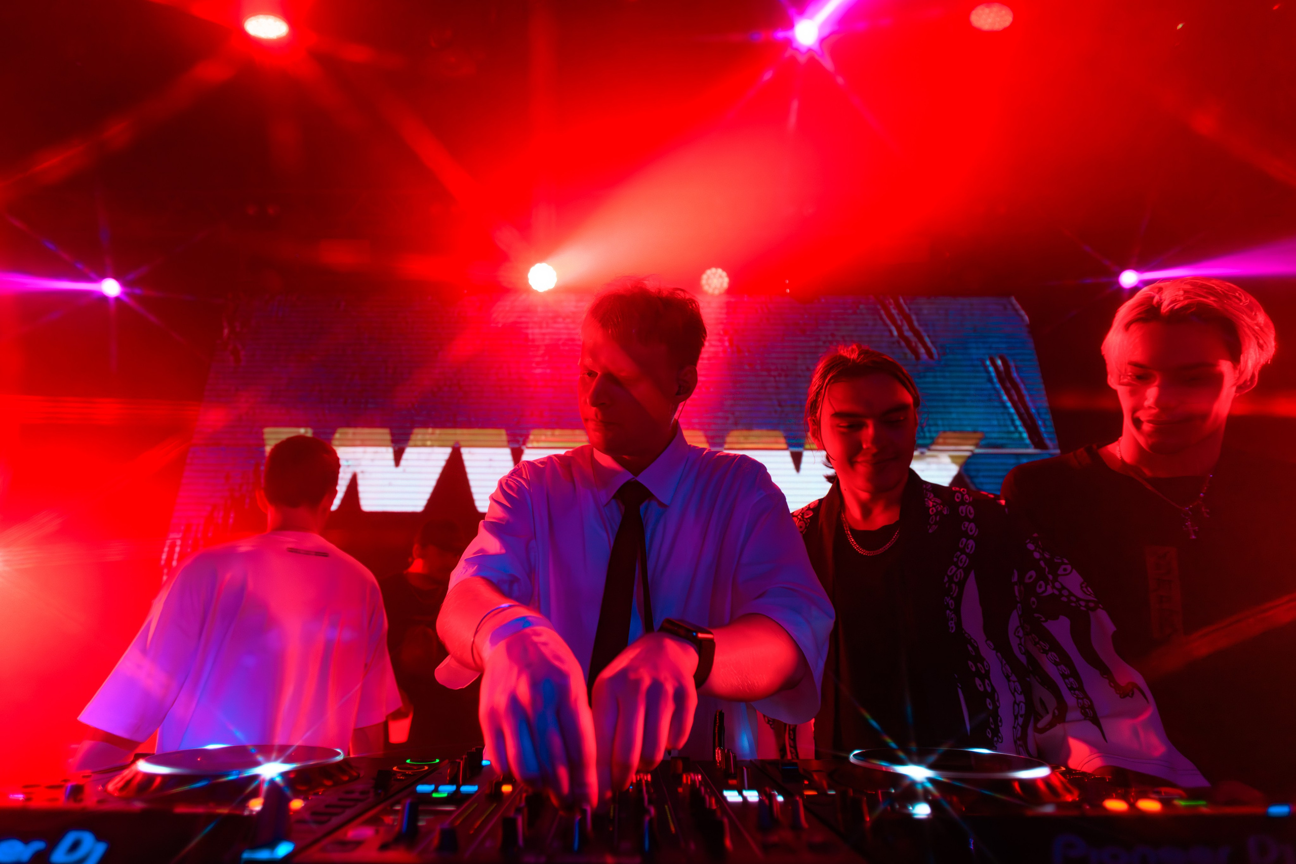 Студ посвят | Рептилоид. Репортажный фотограф Екатеринбург | Яркий, качественный репортаж | Концерты, клубы, репортаж, праздники, корпоративы