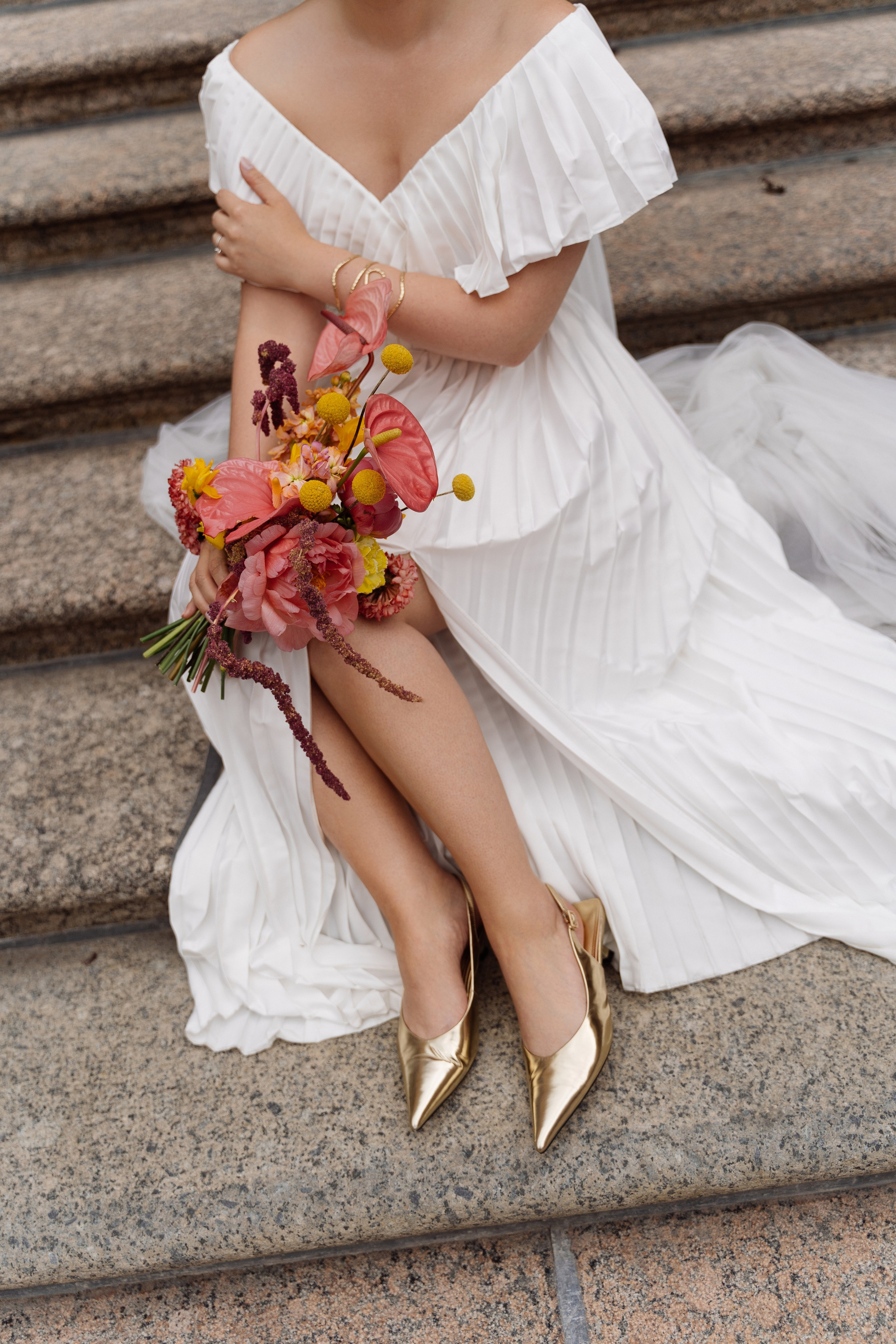 Свадьба на крыше Петербурга. Свадебный фотограф организатор в Санкт-Петербурге Ассоль Опарина