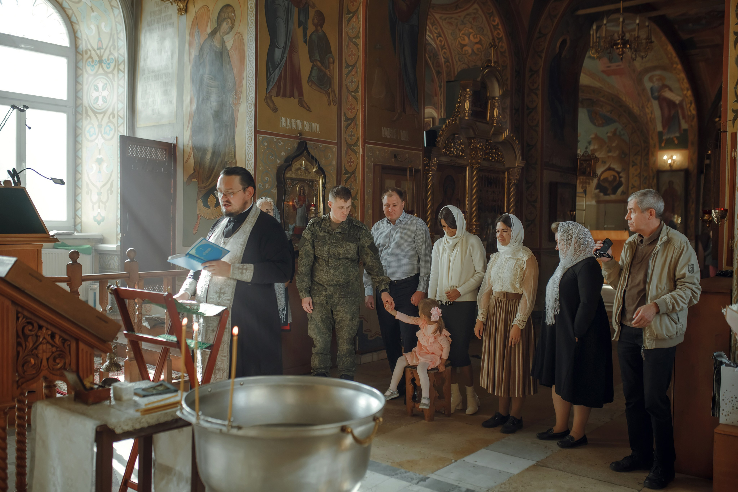 Крещение Мирославы. Фотограф на Крещение, семейный фотограф в Москве