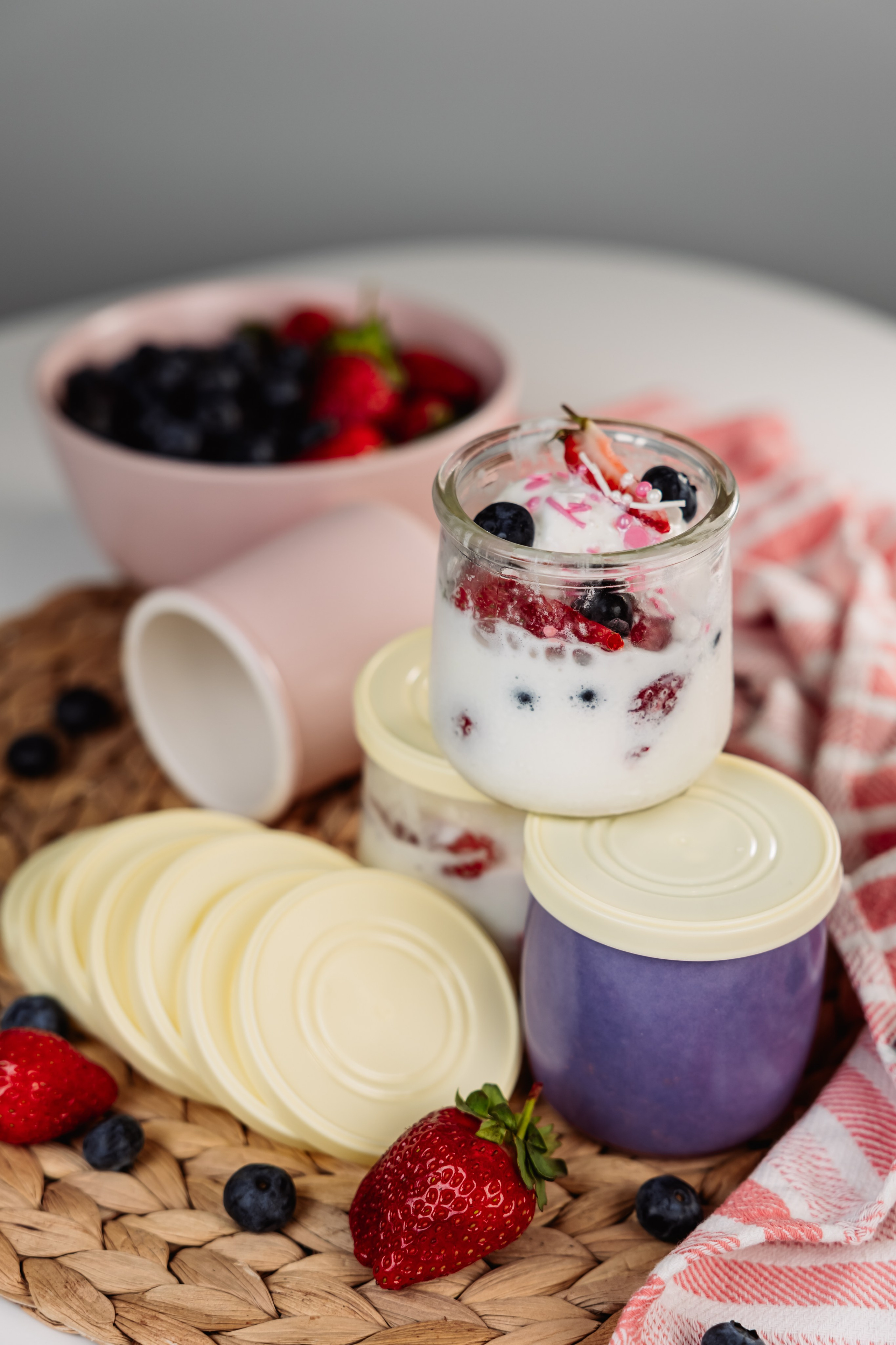 КРЫШКИ ДЛЯ КОЛОМЕНСКИХ ЙОГУРТОВ |OZON | Wildberries. ФОТОГРАФ ИРИНА ШАМАТАВА