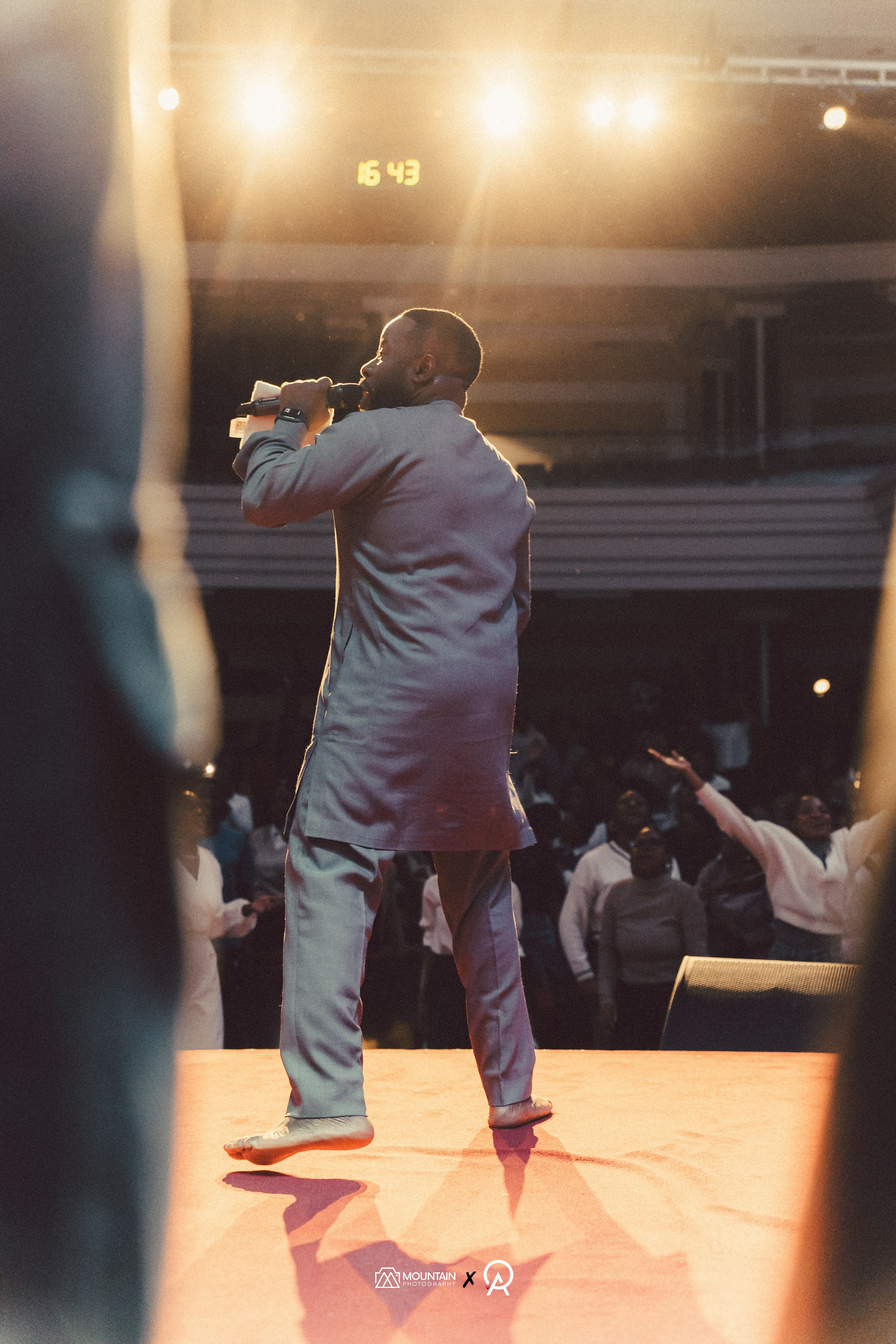 One Audience Gospel concert With Prospa Ochimana. Я занимаюсь событийной, свадебной, товарной, студийной… фотографией