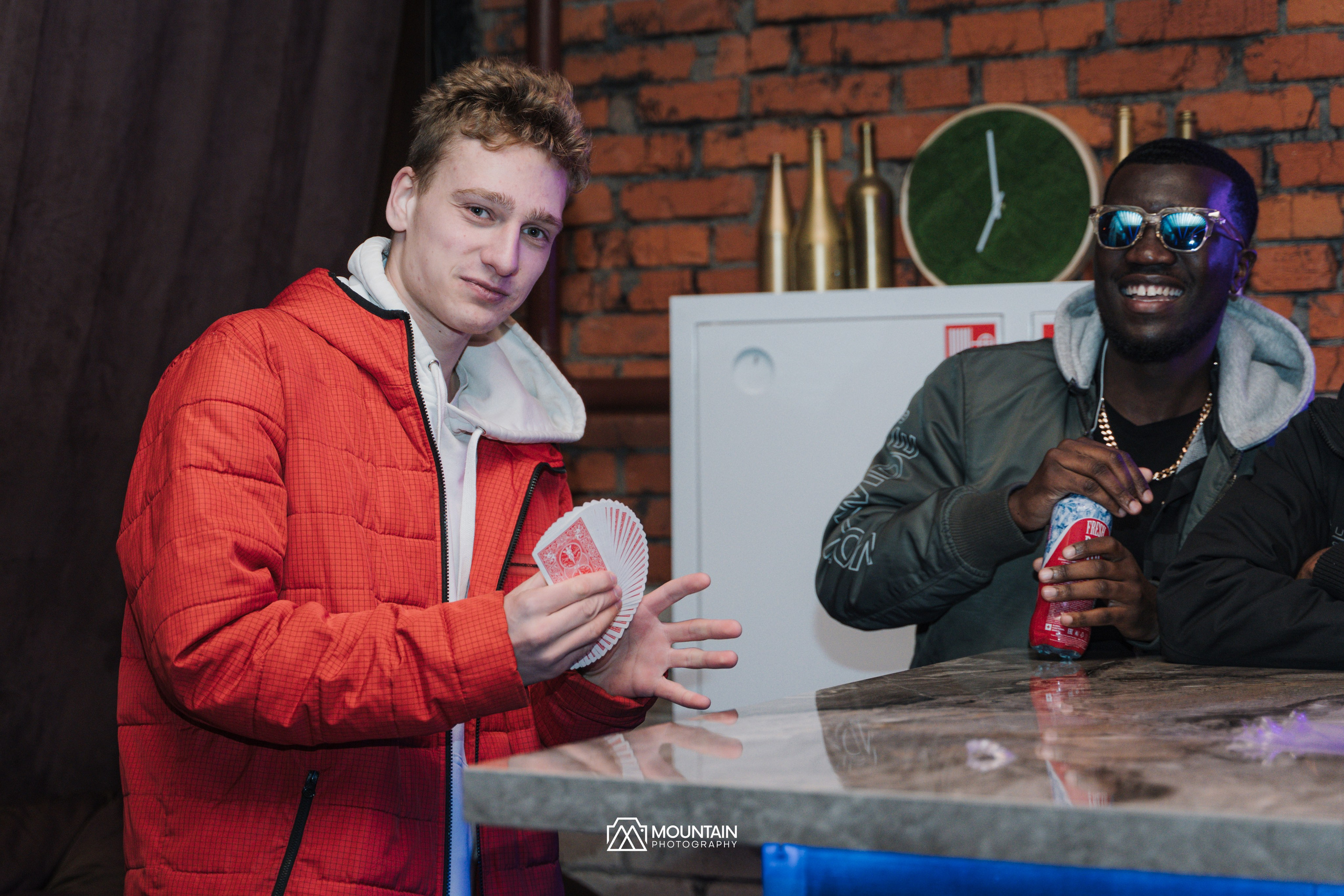 El Natic Album presntation. Я занимаюсь событийной, свадебной, товарной, студийной… фотографией