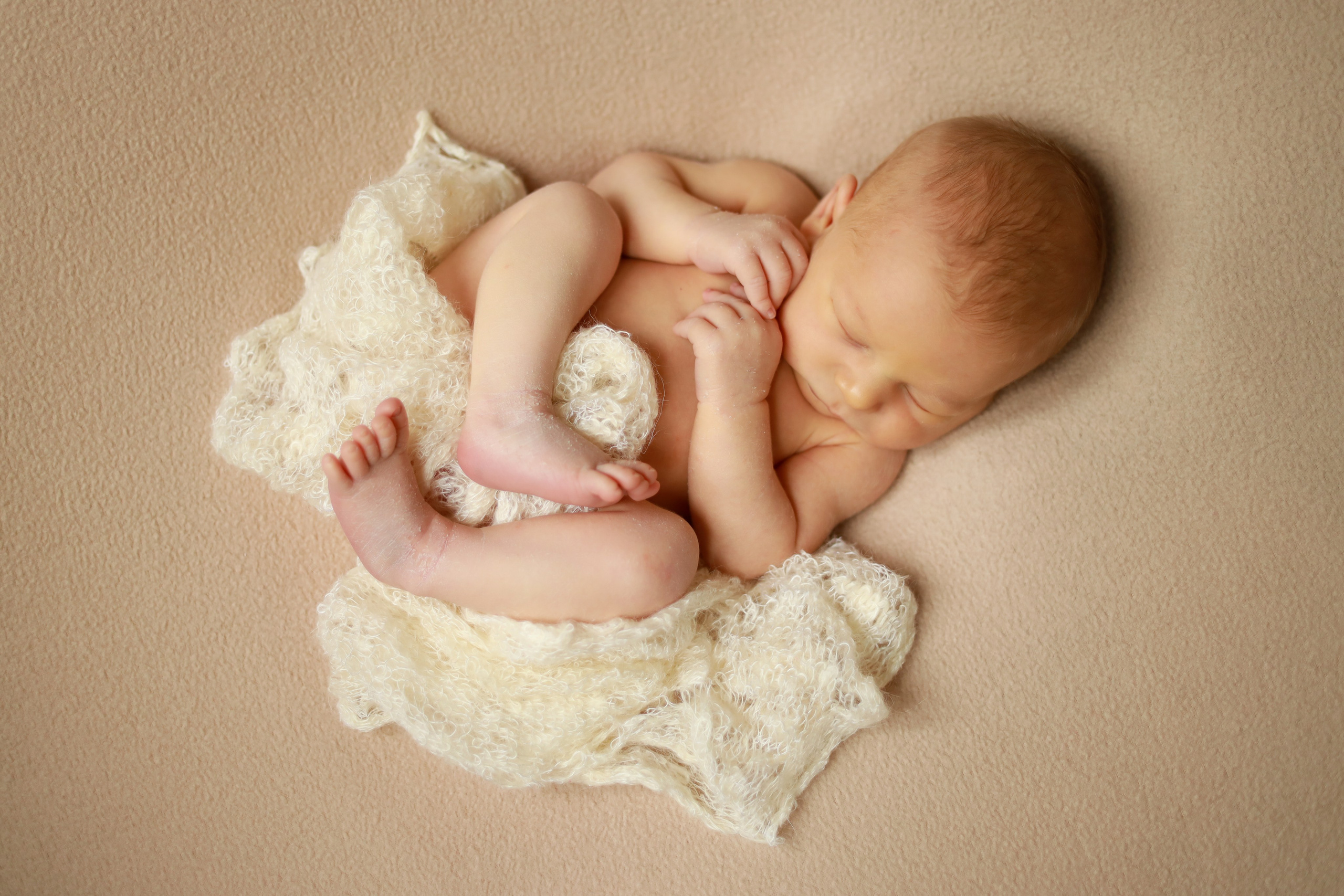 Ньюборн съёмка в студии. Семейный и Детский фотограф в Краснодаре Дарья Насаченко