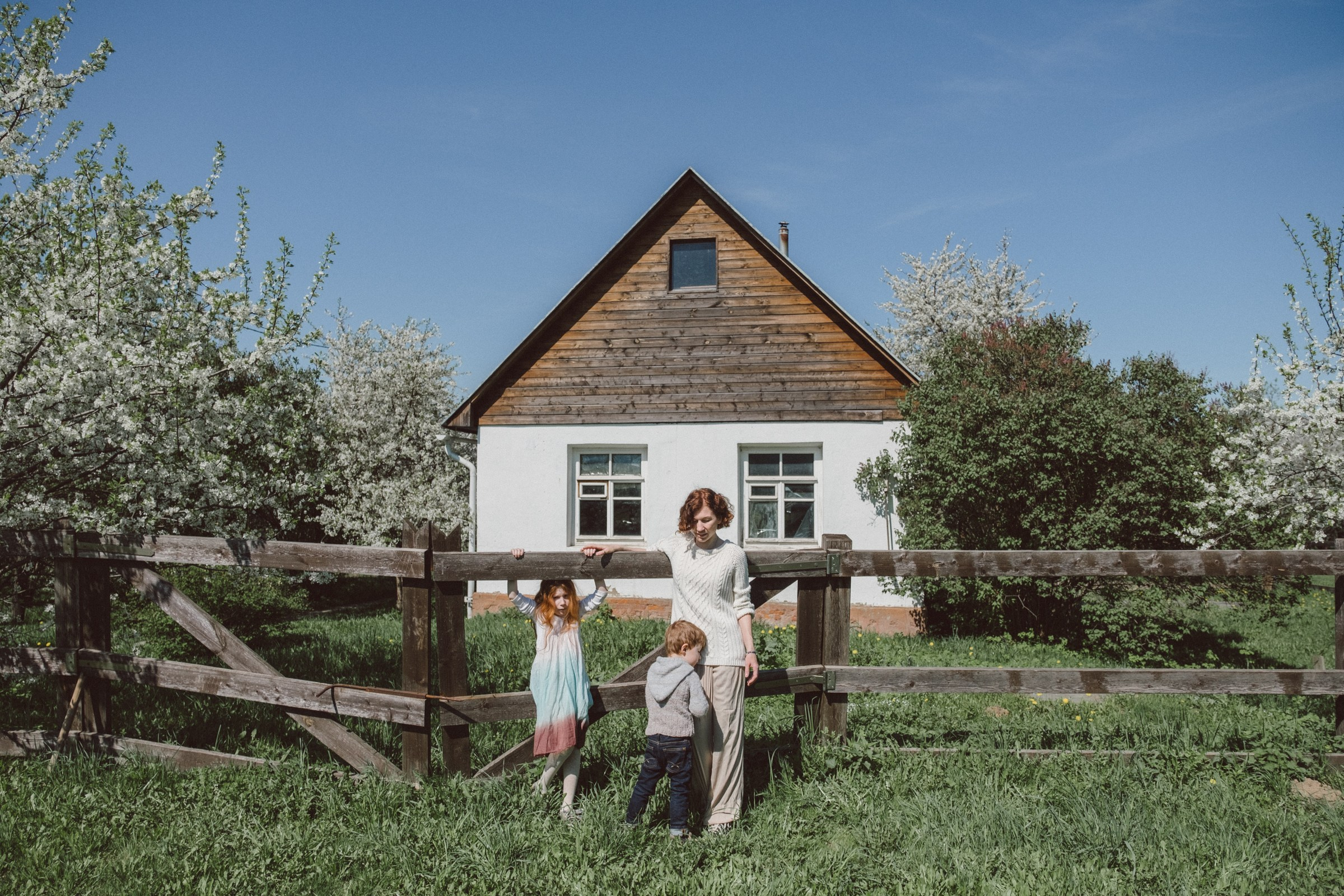 Время года-весна. Свадебные и семейные фотографы в Москве Максим и Оксана Первомай