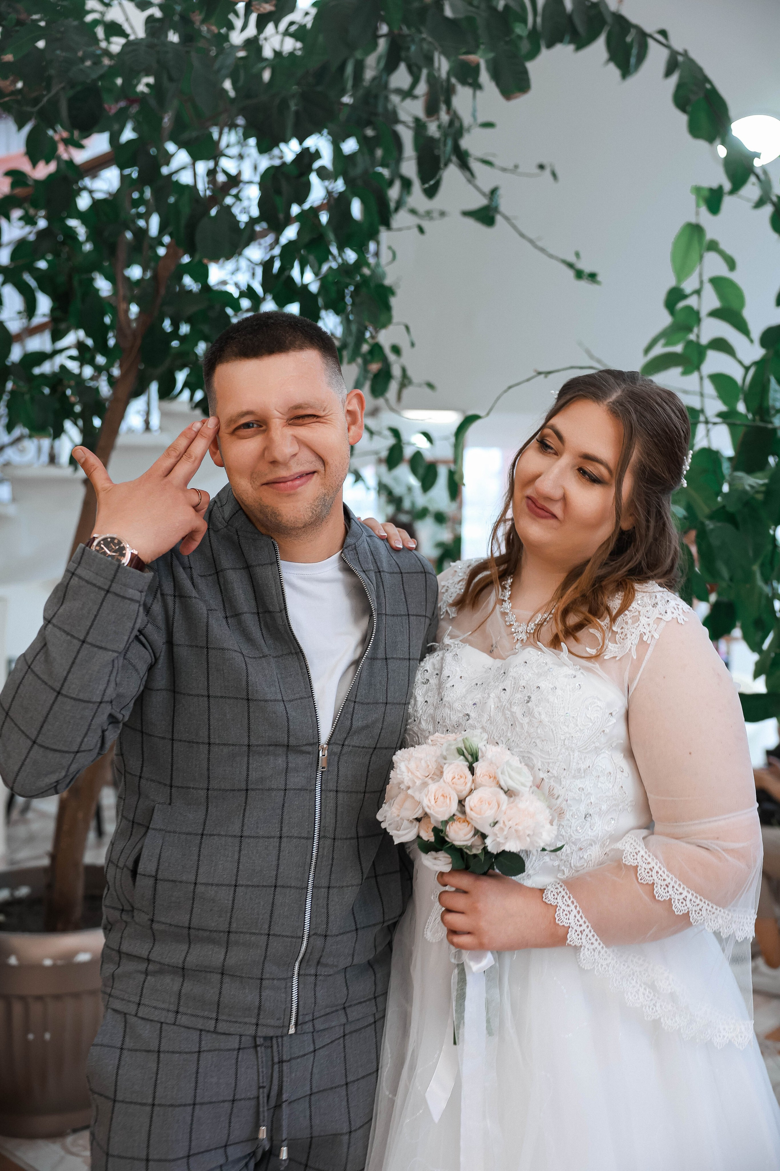 IVAN AND EDGENIA. Свадебный и Школьный фотограф Улан-Удэ Бурятия Джулия Топоева Выпускные альбомы Фотограф на мероприятие
