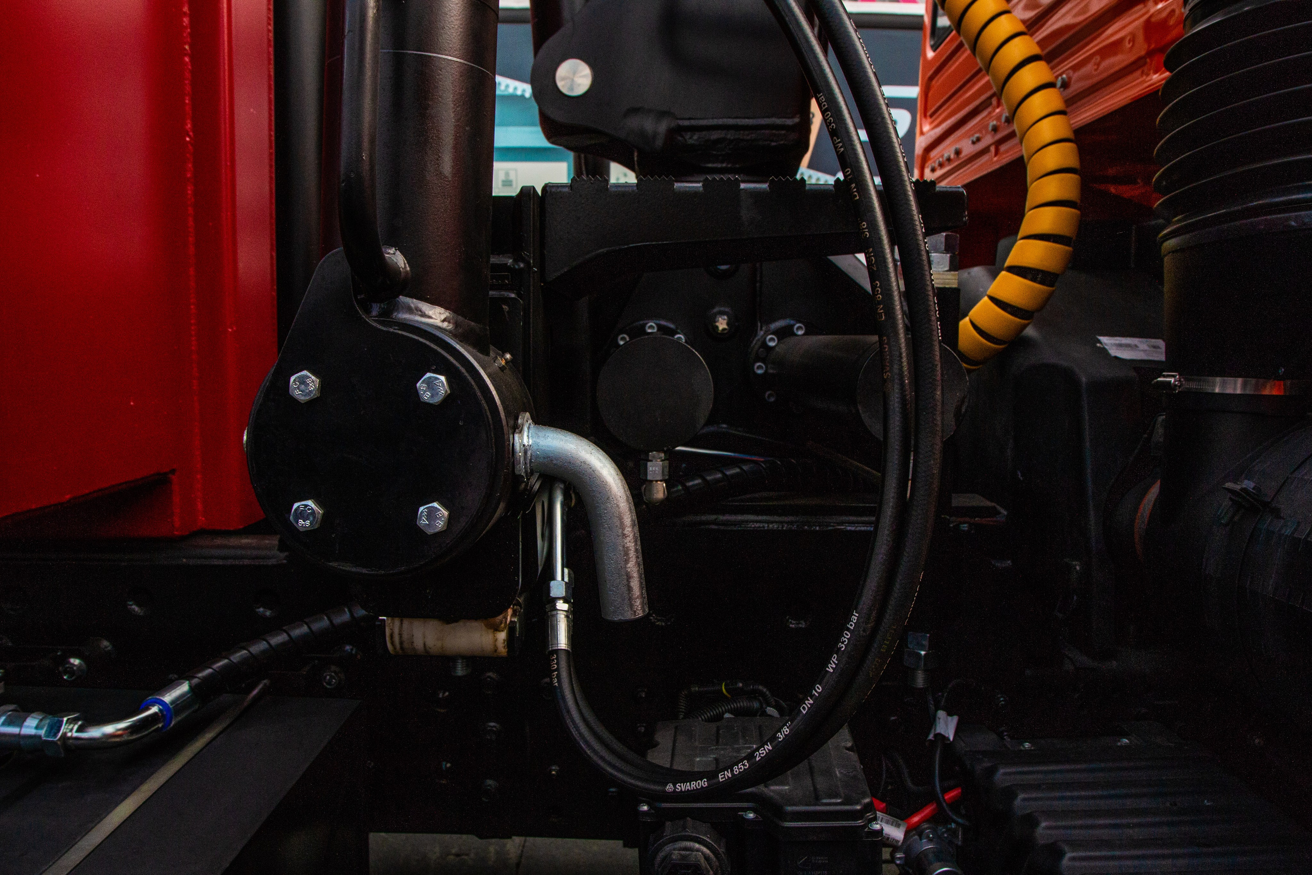 Трейд Актив Ресурс — ломовозы. Предметный и репортажный фотограф Алексей Кротов