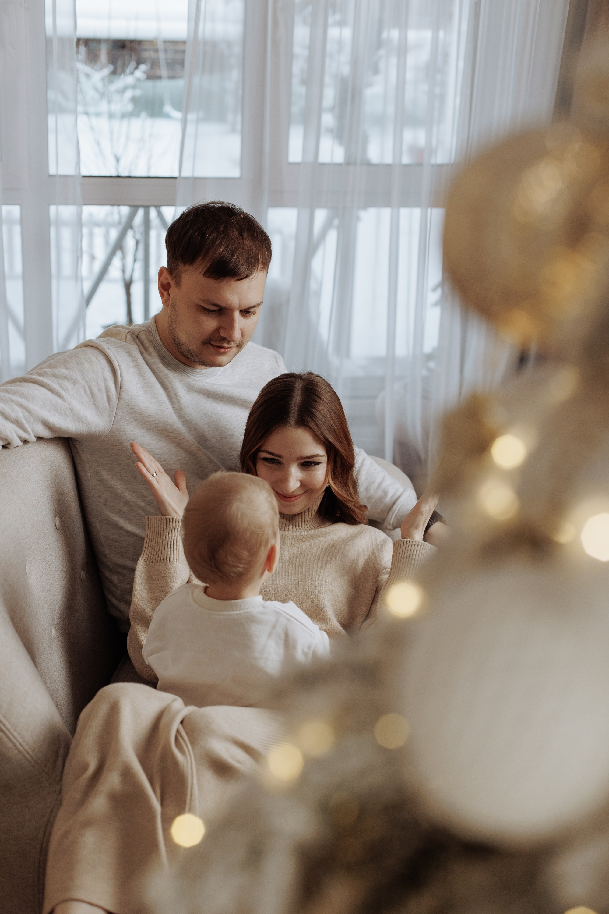 Семейная фотосессия «студия». Свадебный фотограф