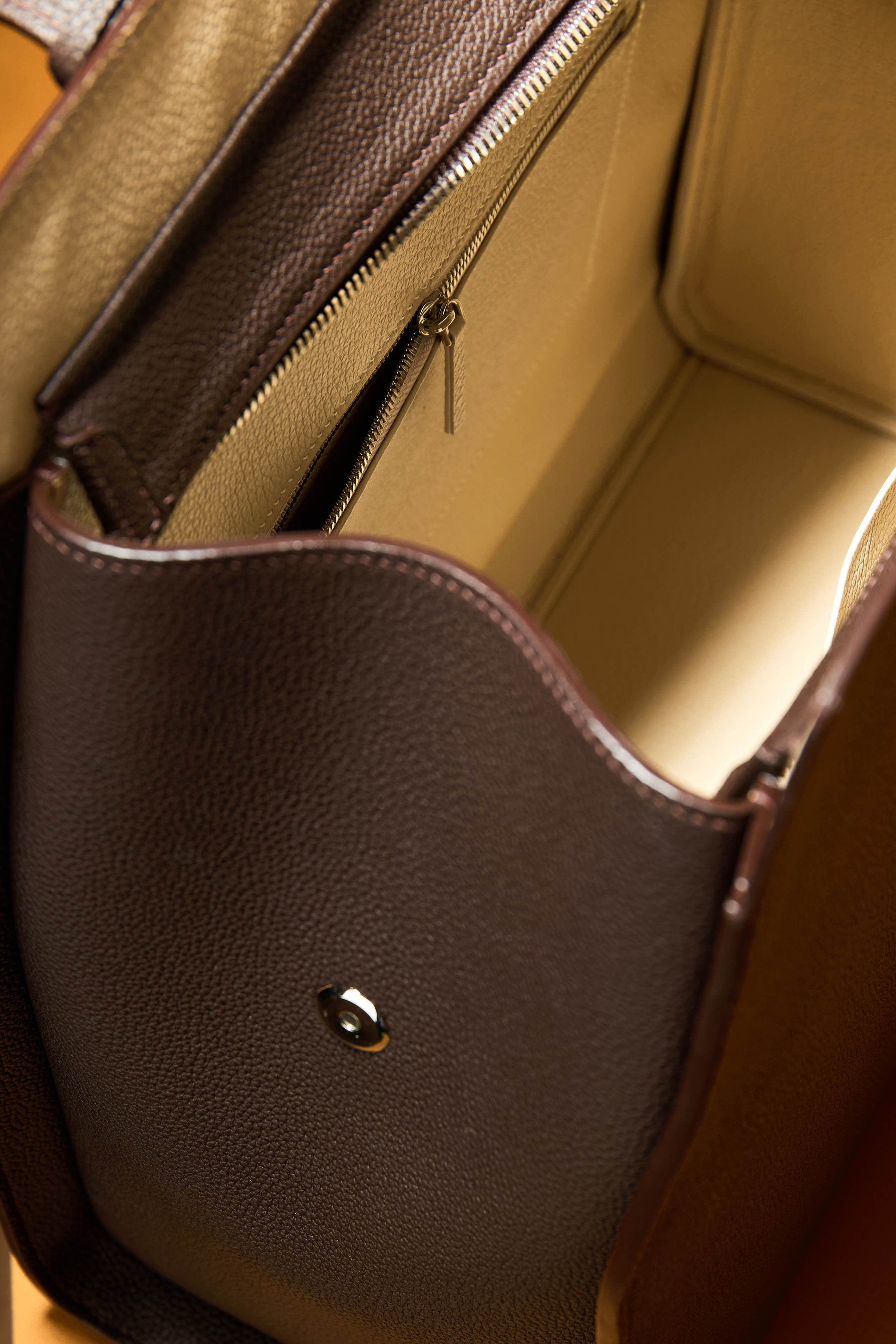 Сумка Pride и чехол для ноутбука. Частный мастер — дизайнер по созданию аксессуаров из кожи Олег Шарыгин