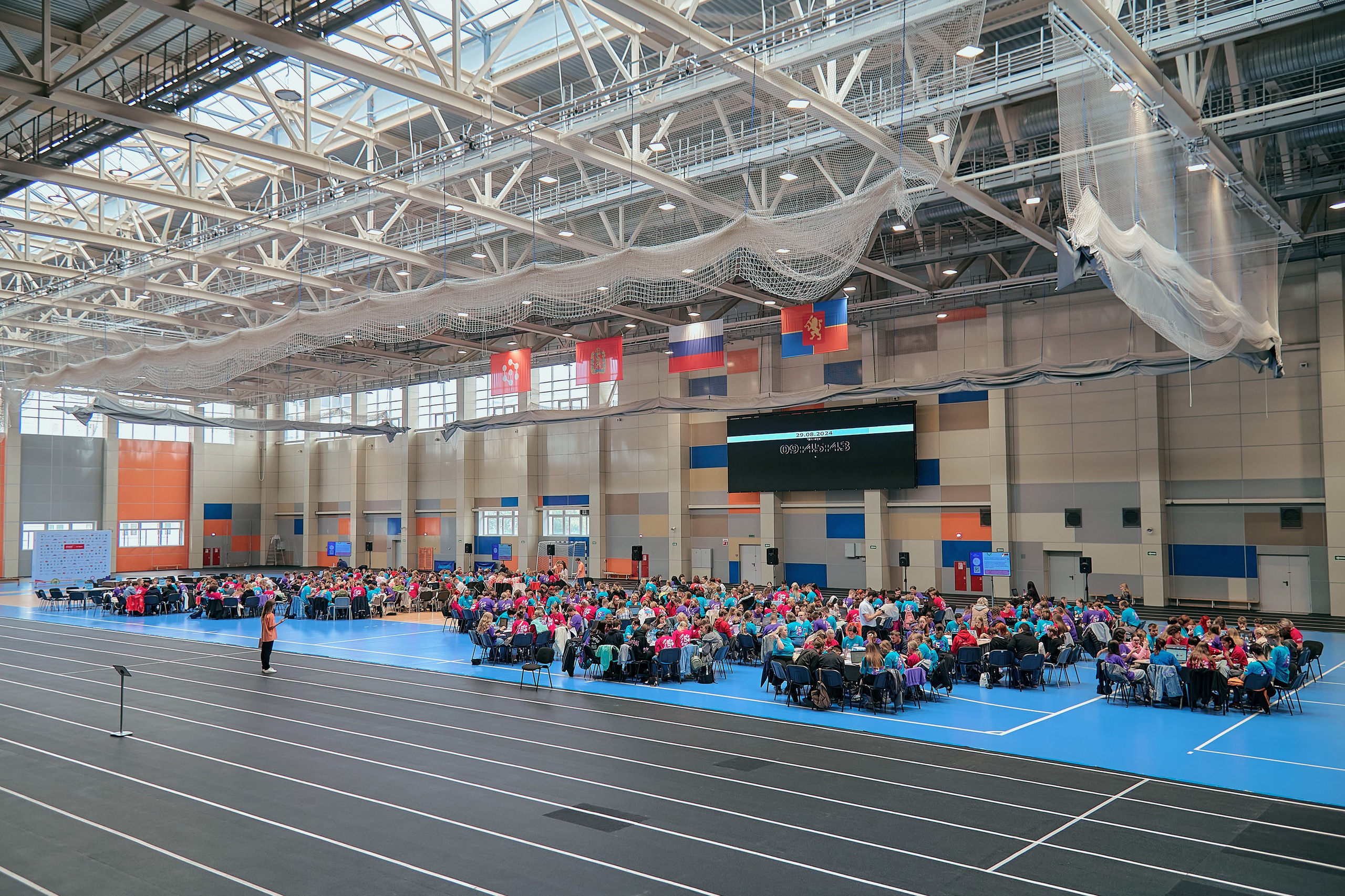 Большая перемена. Фотограф Яковлев Роман — Красноярск