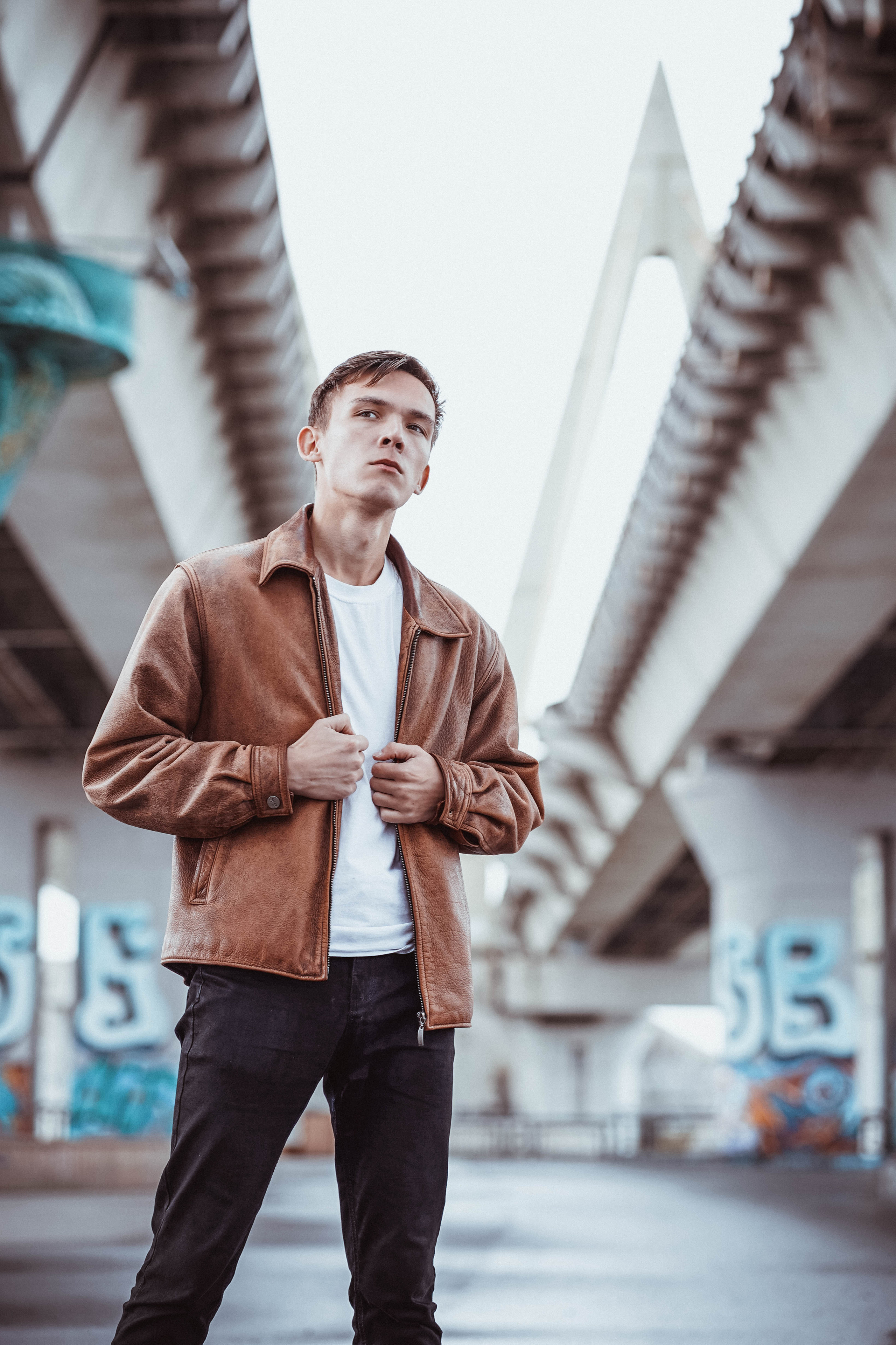 Фотосессия под мостом Миллениум