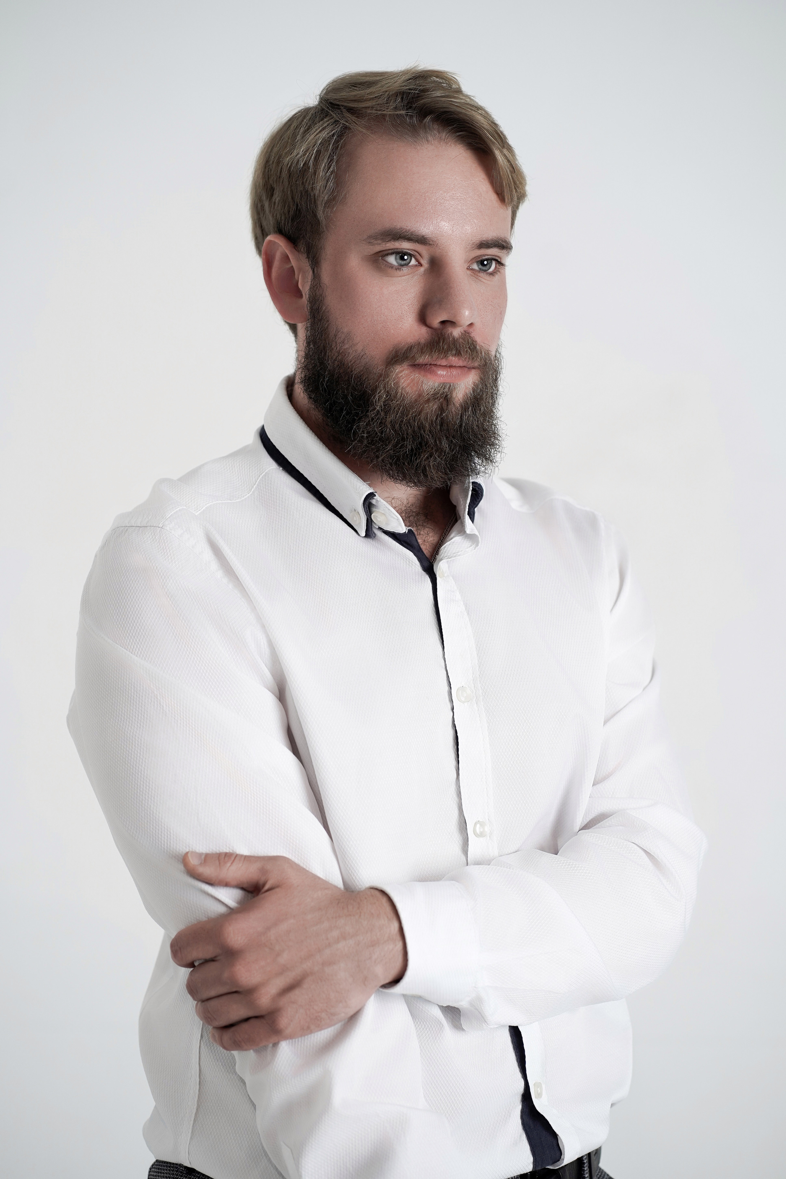 Студийная мужская фотосессия Казань