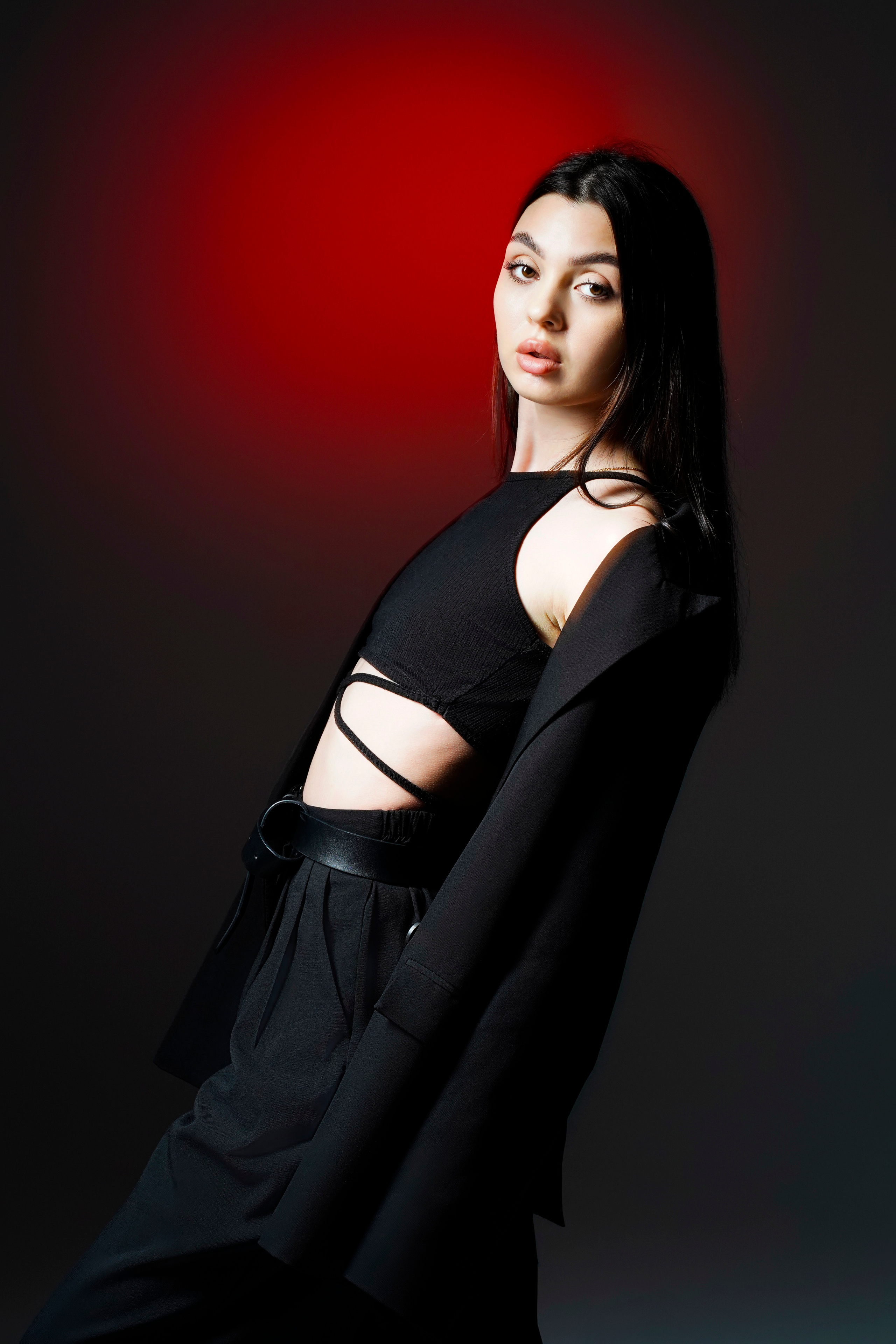 Фотограф в Казани - девушка в фотостудии