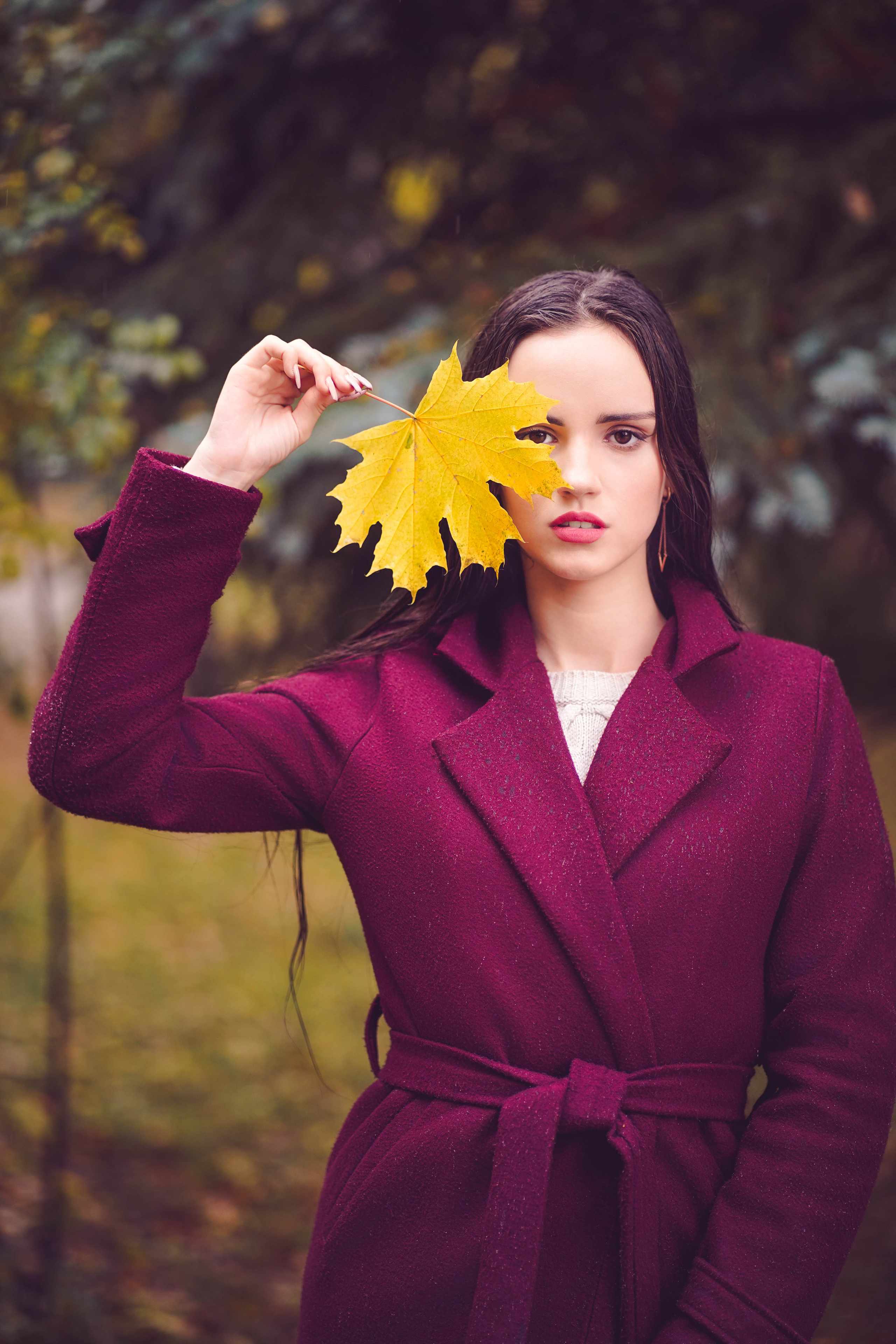 Девушка осенью