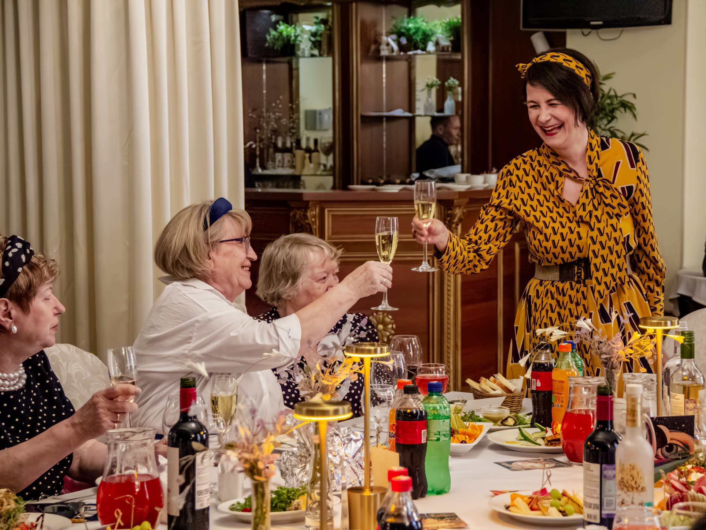 Report: в ресторане. Фотограф в Перми Любовь Огородова | Авторские туры