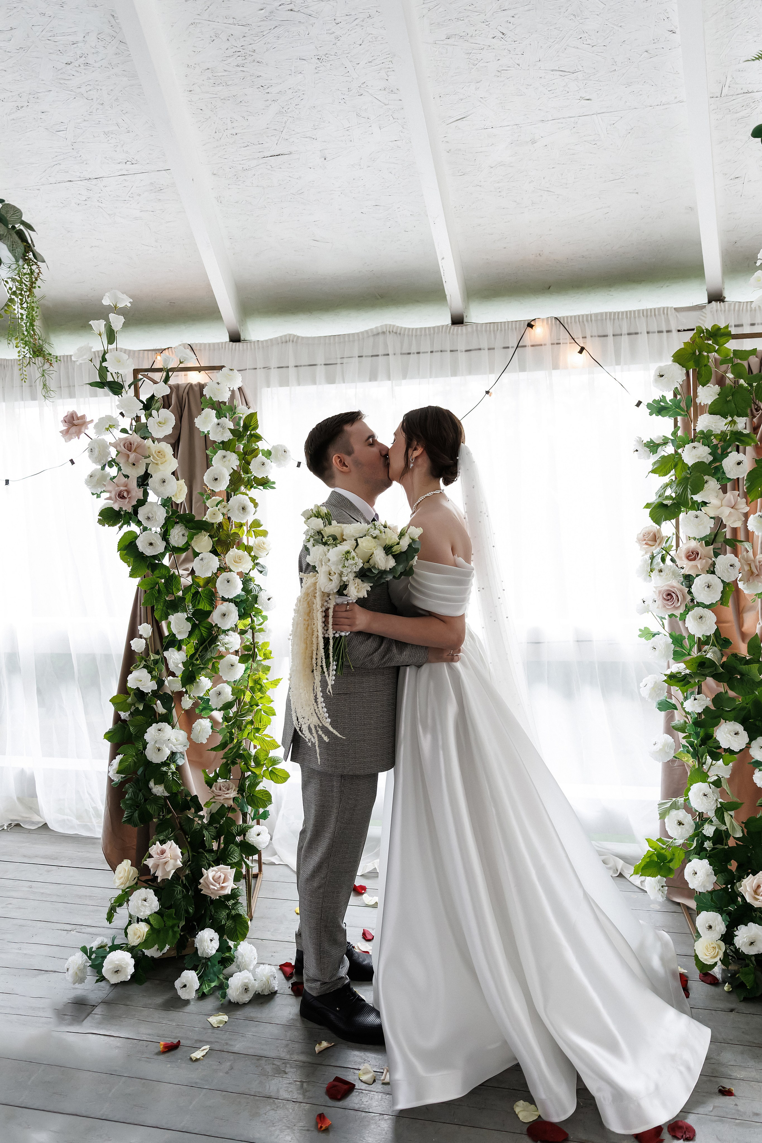 Екатерина и Владислав. Свадебный фотограф в Пскове и Санкт-Петербурге | Анна Голикова