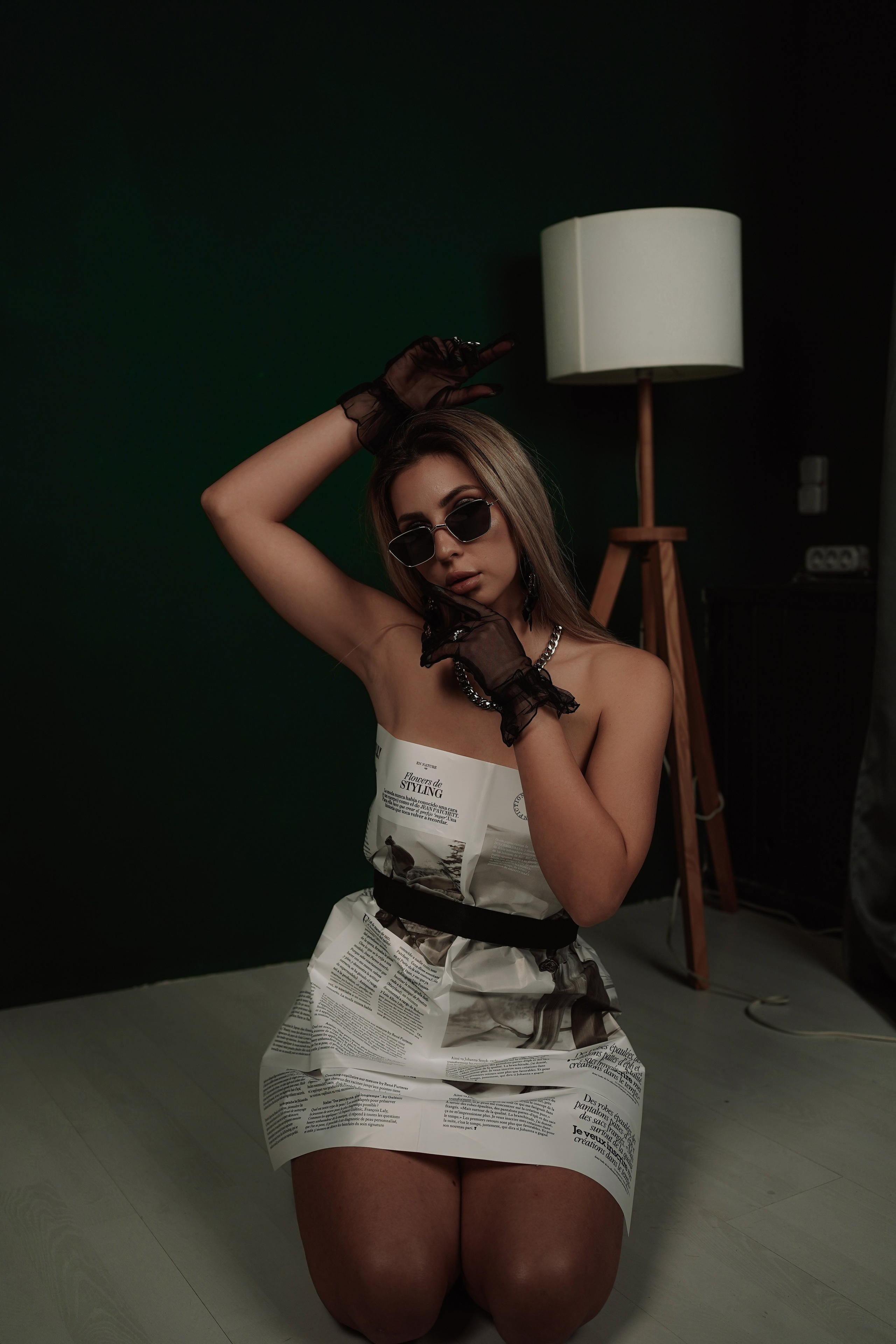 Фотостудия Рафинад. Женский фотограф Новочеркасск, Ростов-на-Дону, Шахты. Девушка в газете. Свадебный фотограф в Ростове-на-Дону. Таинство Крещения и Венчания, семейные фотосессии. Алёна Чёботова