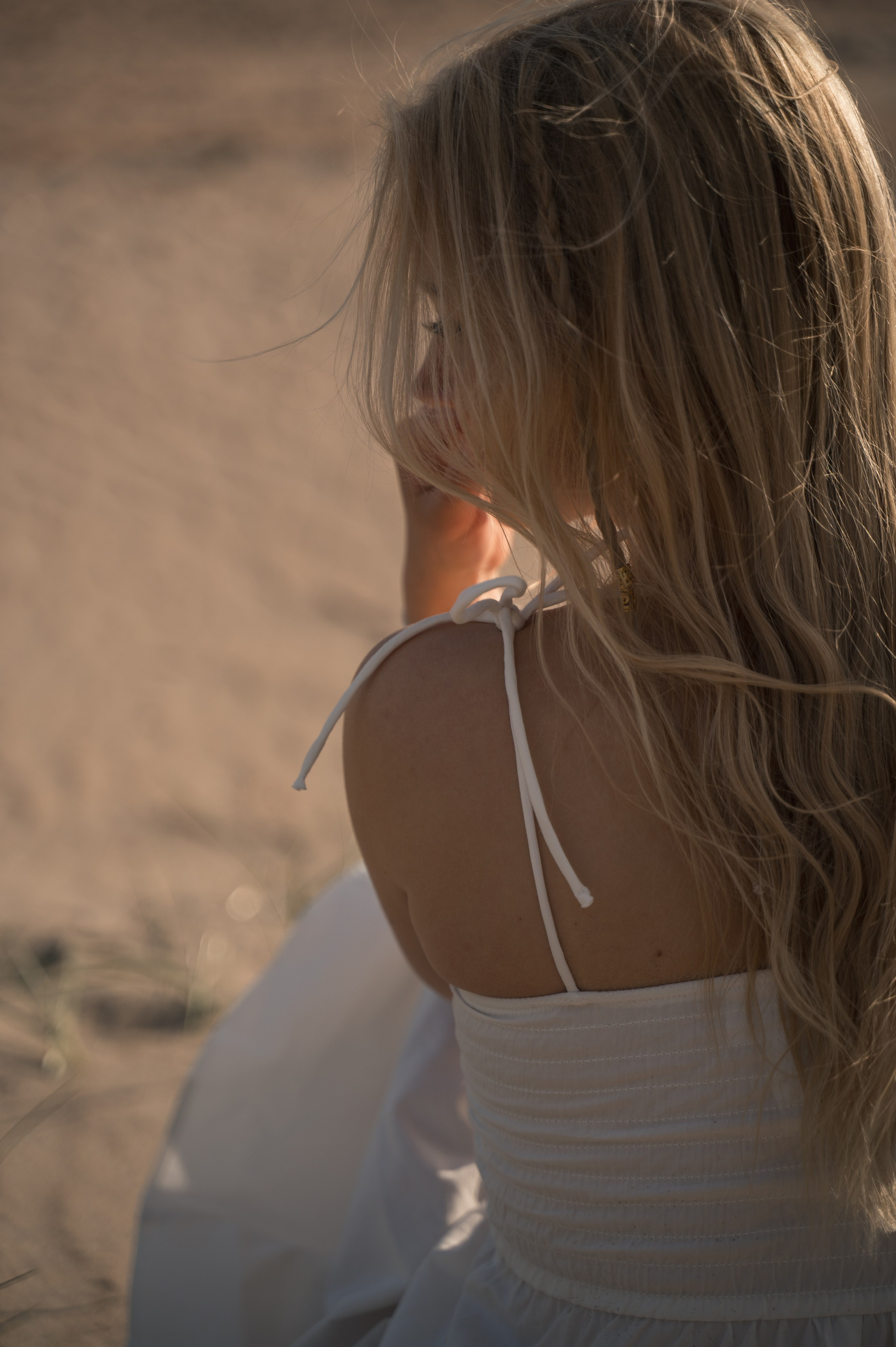 Porträttfotografering på Skrea Strand i Falkenberg. Bröllops- och familjefotograf i Halmstad | Valentina