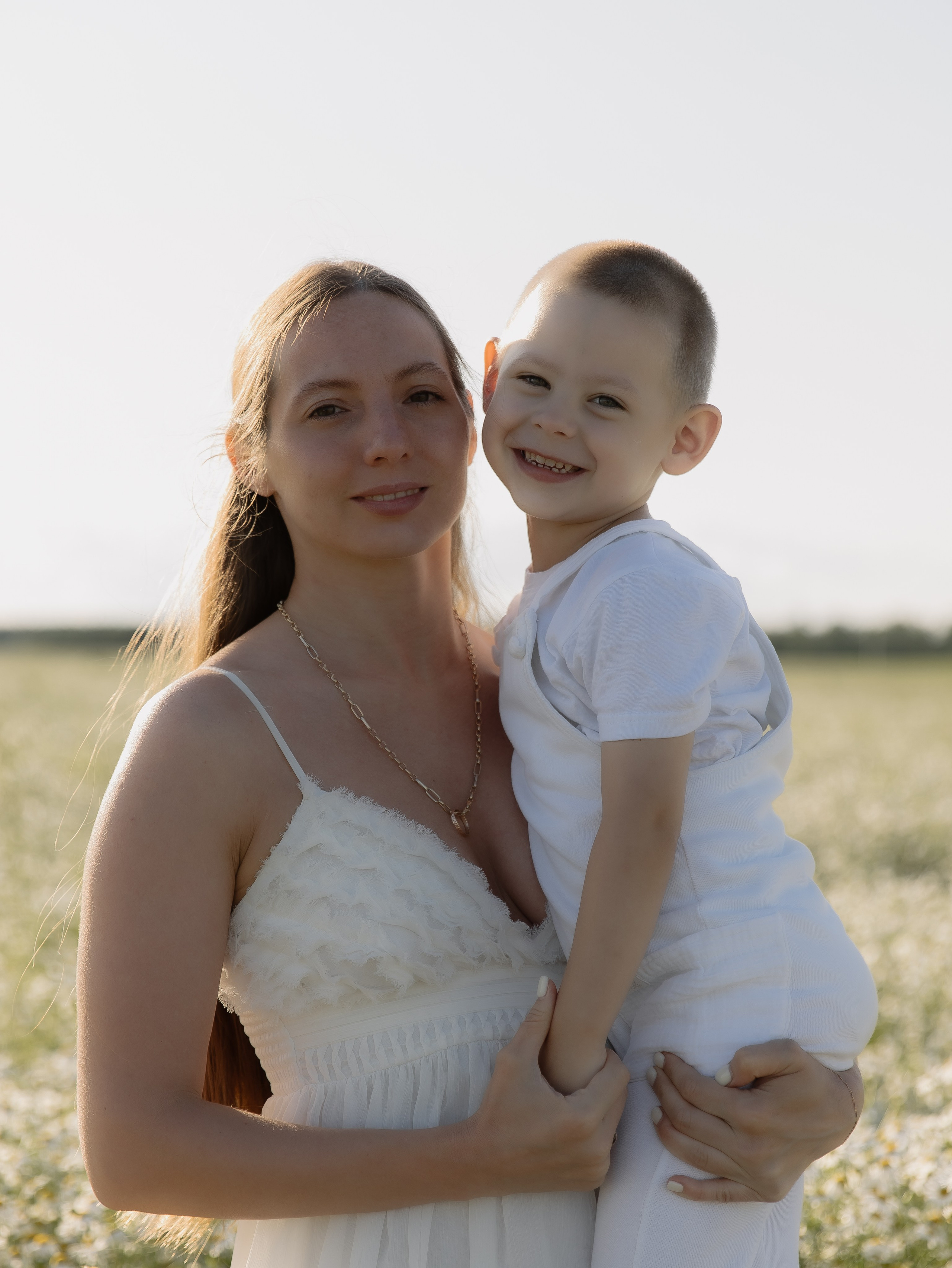 Фотосессия в ромашках Челябинск. СВАДЕБНЫЙ ФОТОГРАФ ЧЕЛЯБИНСК