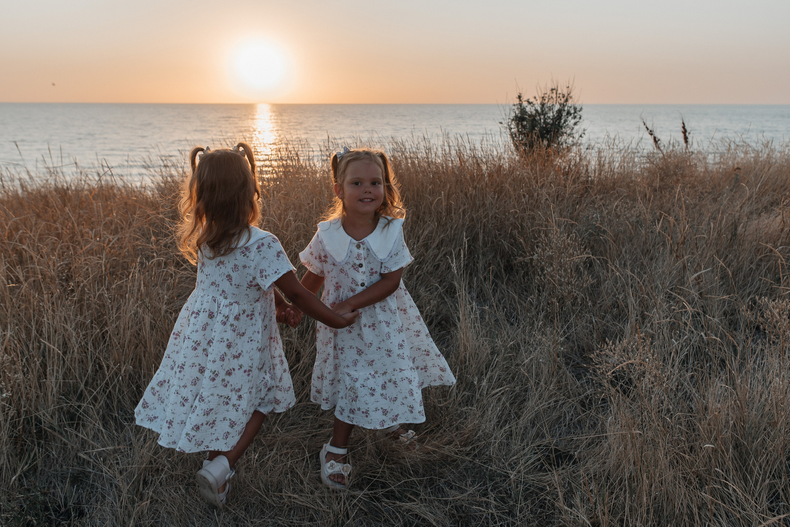 Семейная прогулка на маяке. Детский и семейный фотограф выпускной альбом Приморско-Ахтарск