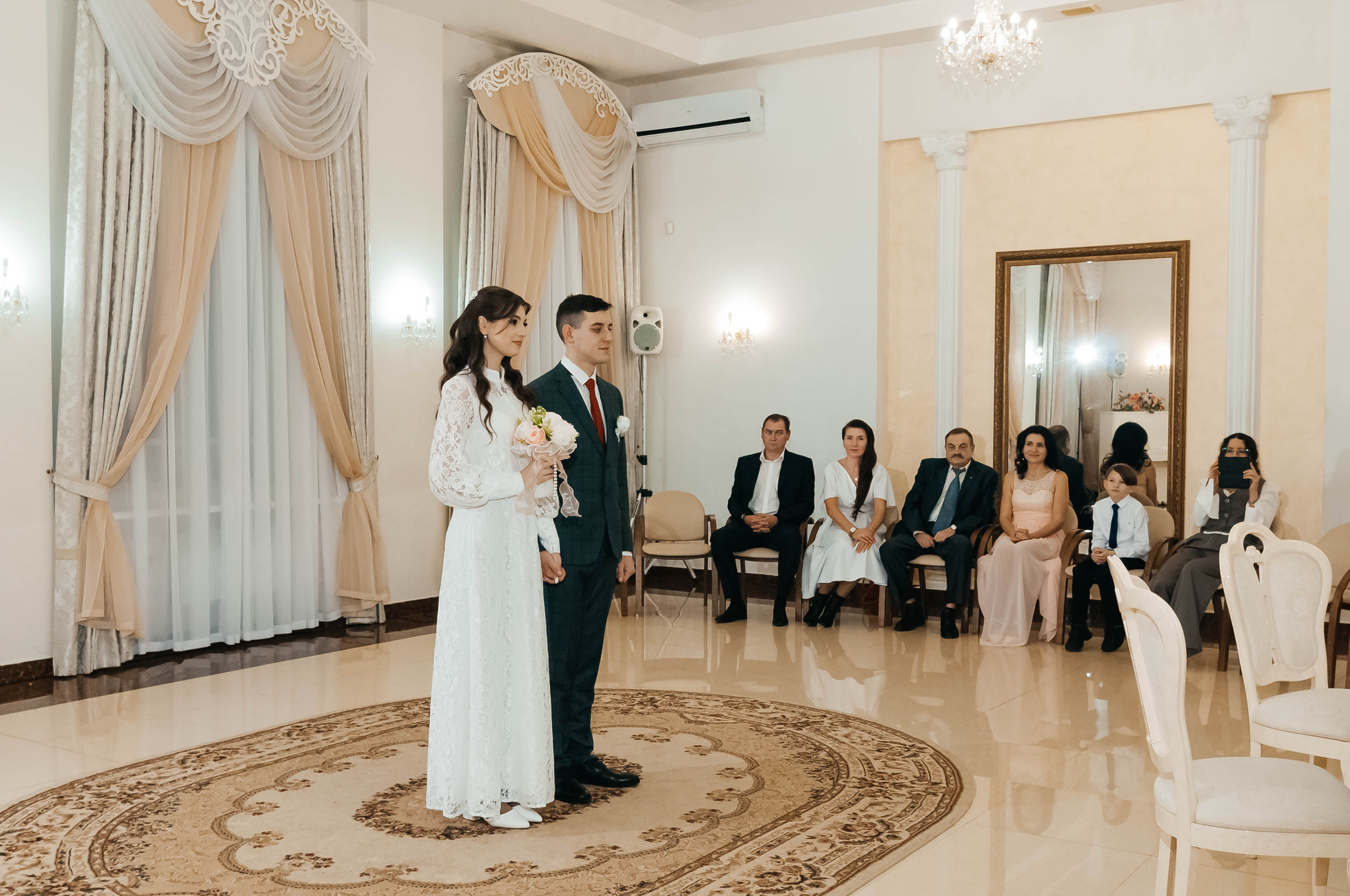 Съёмка росписи Анастасии и Вадика в Ярославле. Свадебный и семейный фотограф г. Ярославль Савинская Анастасия