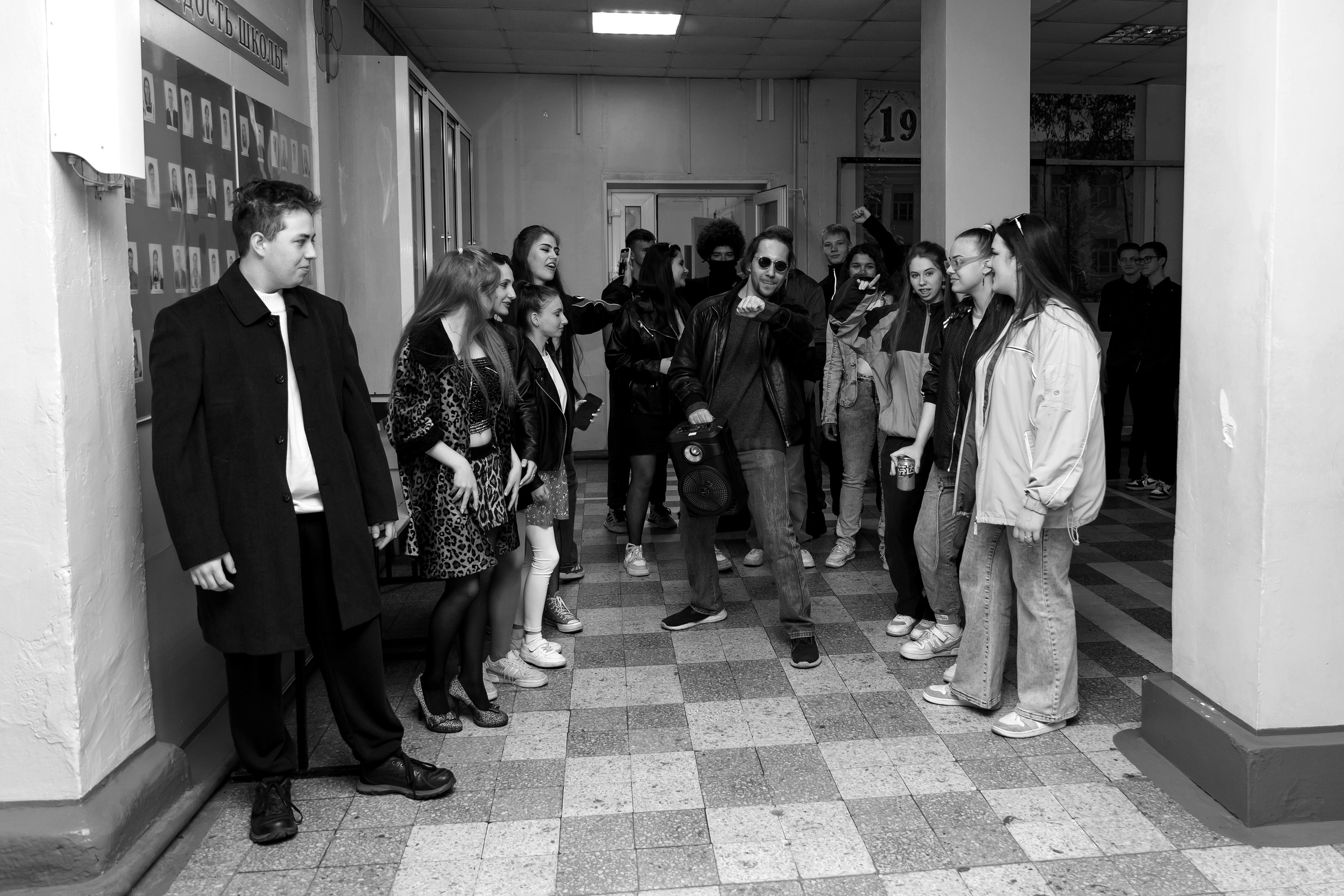 11 класс день не послушания в школе. Фотограф Любовь Корниенко, Примоский край