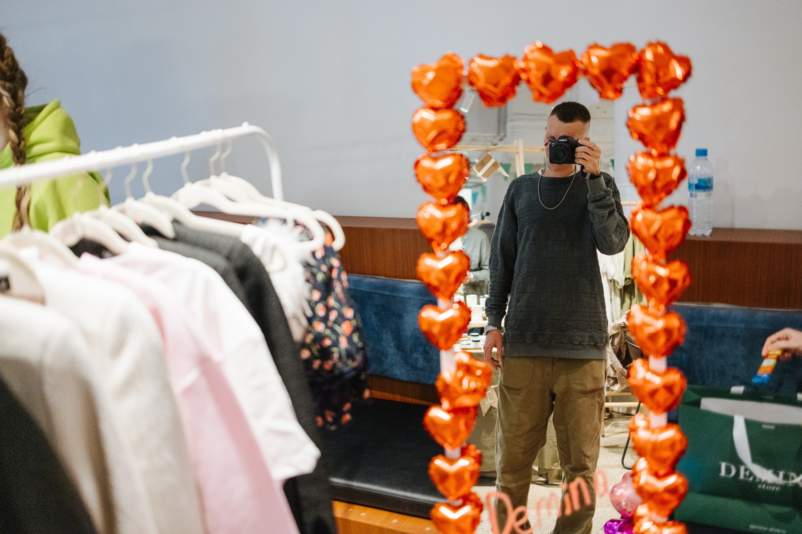 2–3 марта 2024 в пространстве «Три вокзала. Депо» / День 1 / фото Валерий Белобеев. Фотоотчеты «Ламбада-маркета»