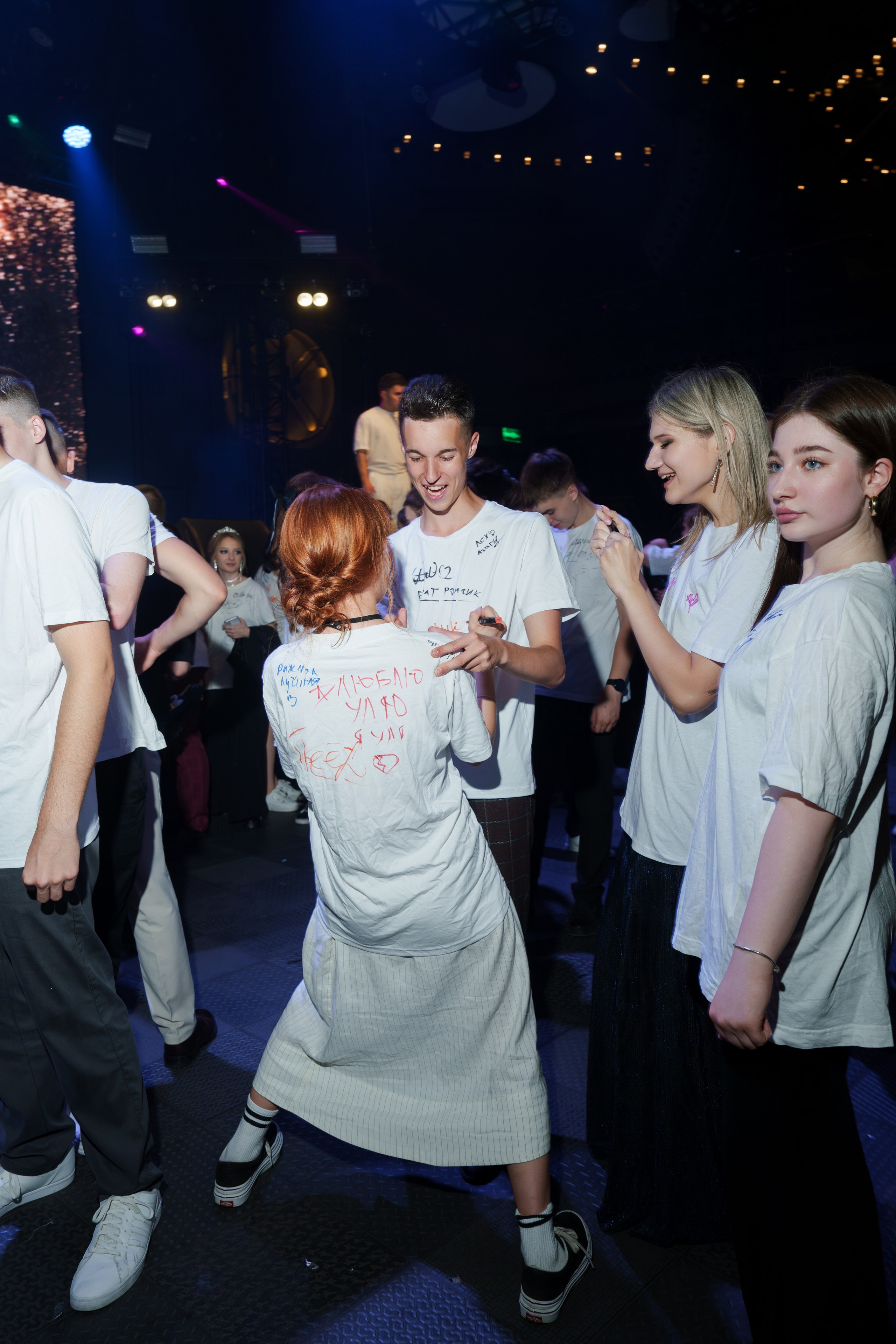 Выпускной лицея 27 (вечеринка). Свадебный и репортажный фотограф Элина Козырьянова