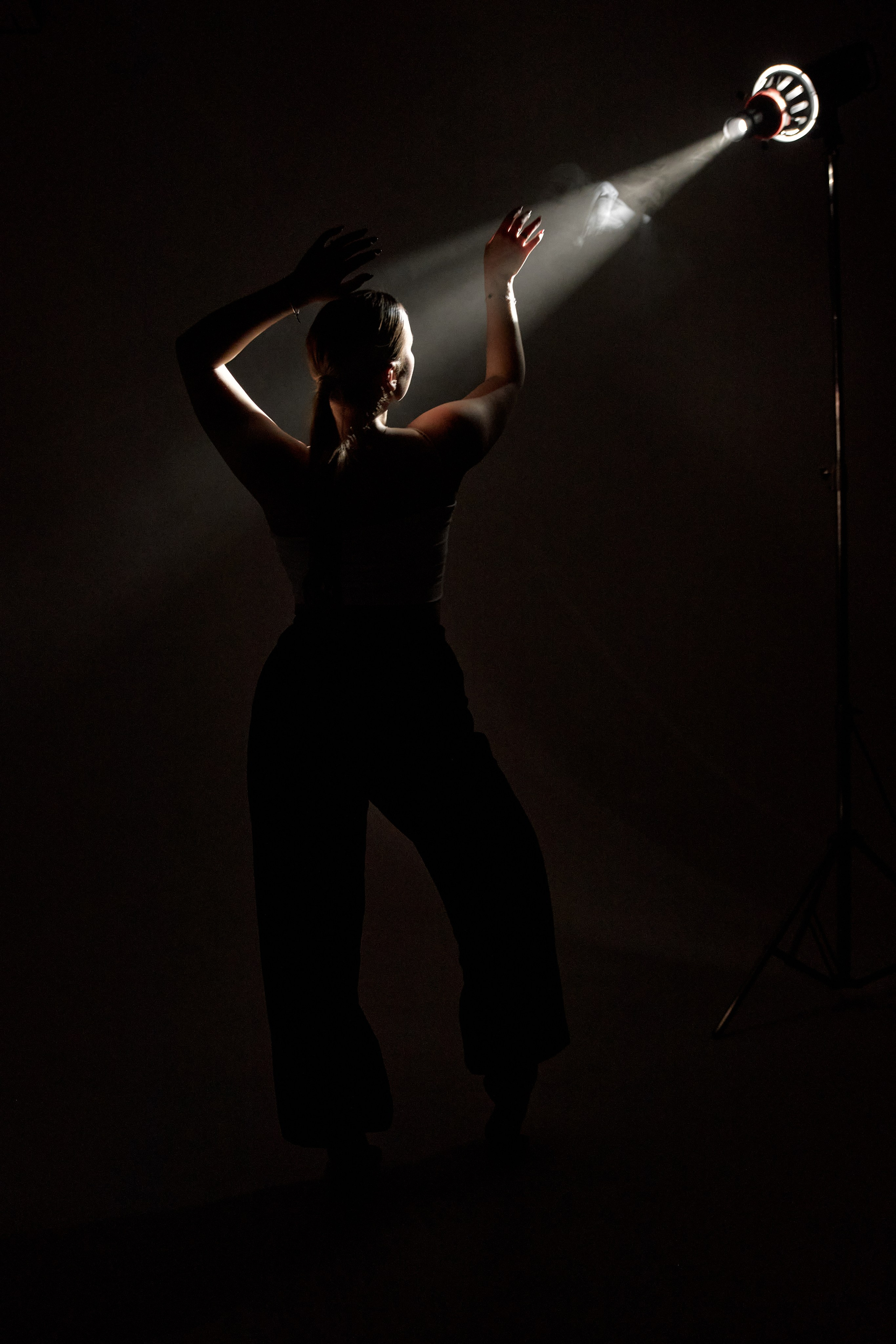 Танец. Фотограф Алексей Яковлев