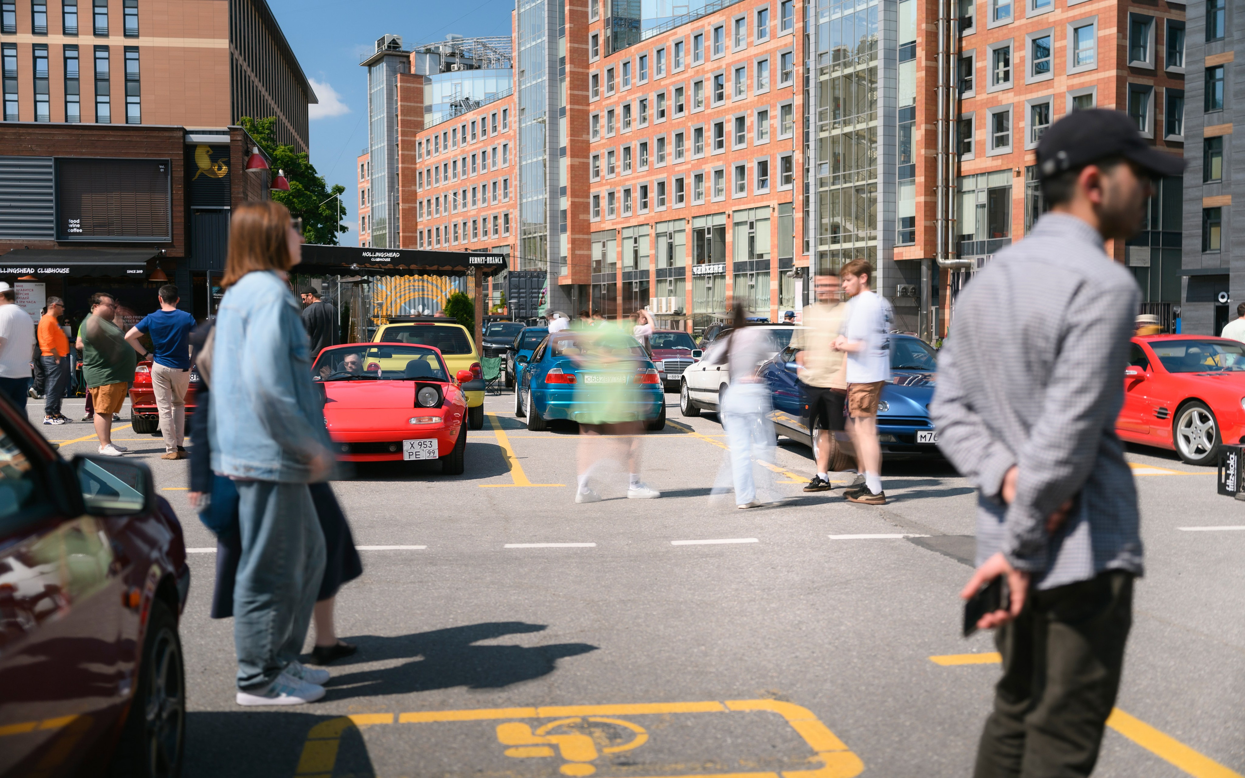 Cars and Coffee 14/06/25. Автомобильный фотограф Антон Цырулев