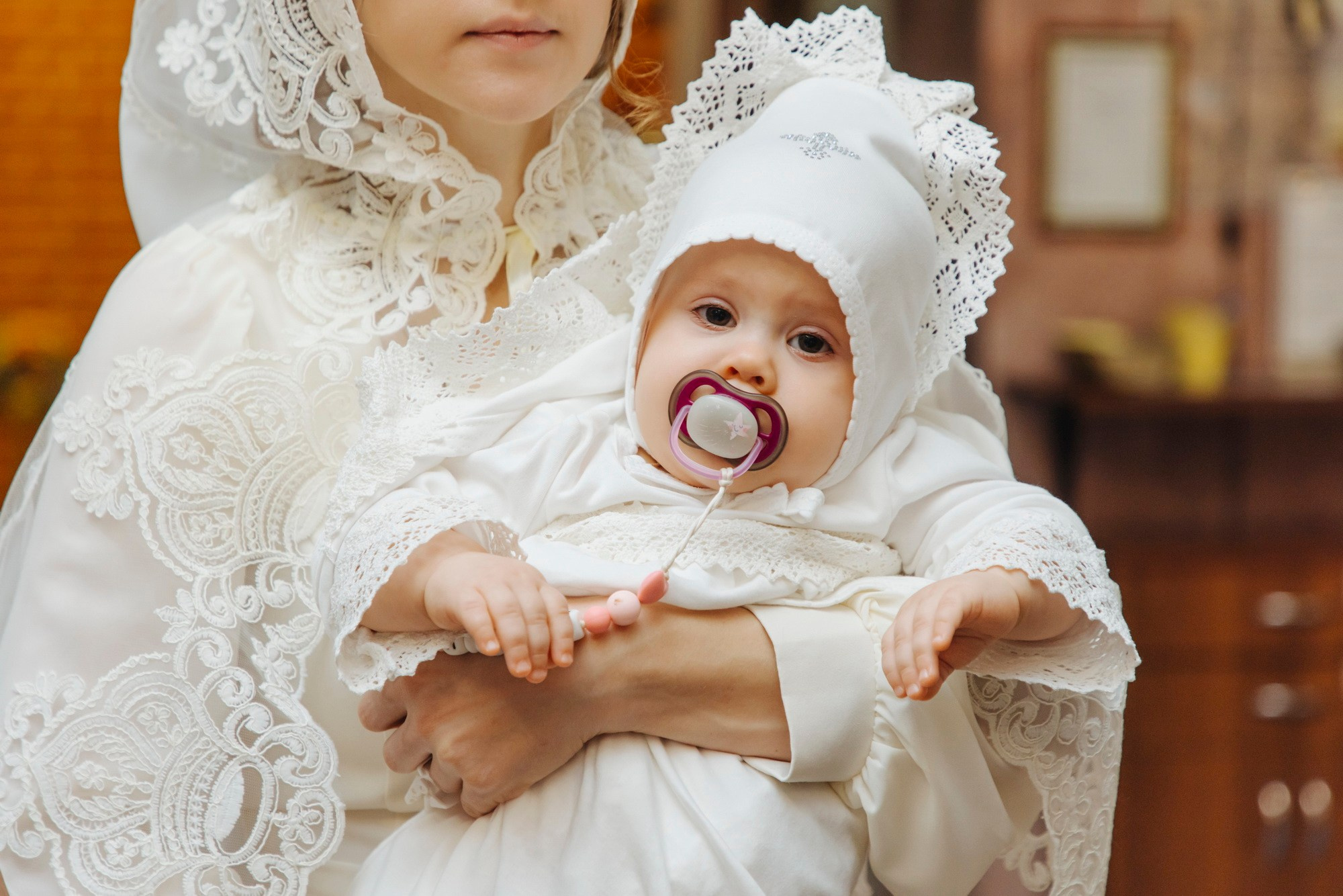 где крестить в ло спб, лучшие церкви для крещения, топ храмов спб, сколько стоит крещение, лучшие соборы для крестин крещения, какой храм выбрать, цена крещение спб, фотограф на крещение санкт петербург