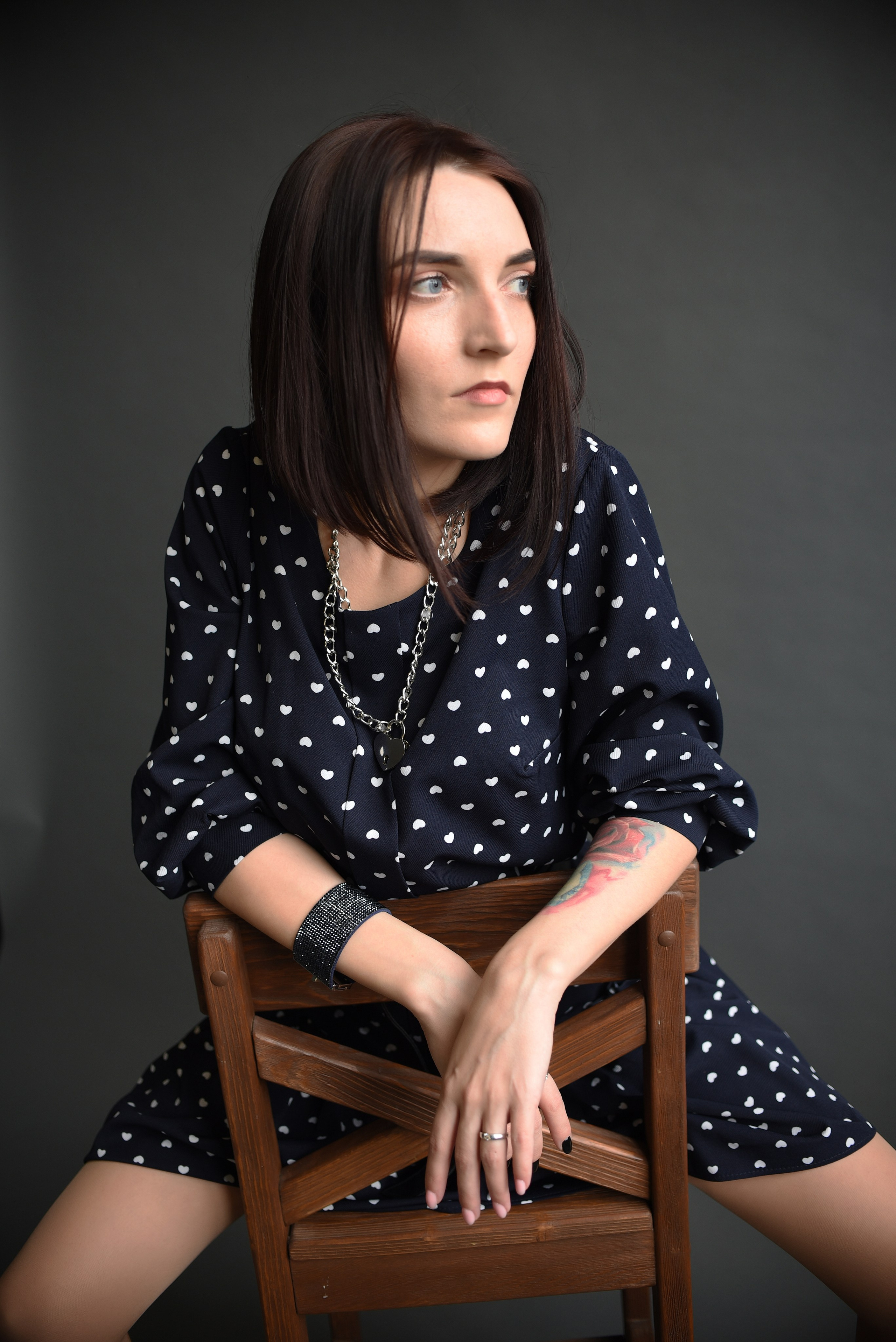 Индивидуальная студийная. Свадебный, семейный, детский, контент фотограф в Омске Максим Ильин