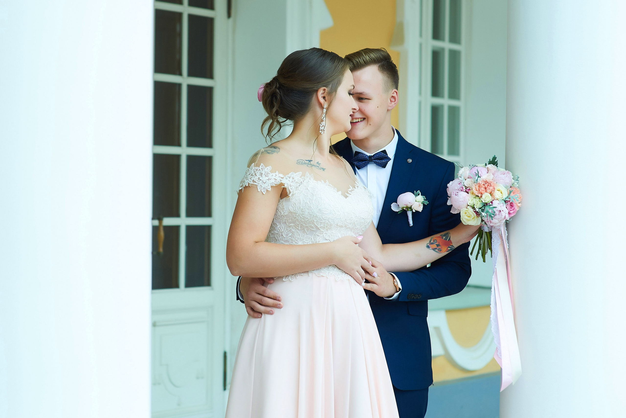 Ульяна и Дмитрий (свадебная прогулка в Сестрорецке под дождем, , фотосессия в верхнем парке Петергофа). Портретный, семейный и свадебный фотограф в Санкт-Петербурге и в Пушкине Ширяев Денис