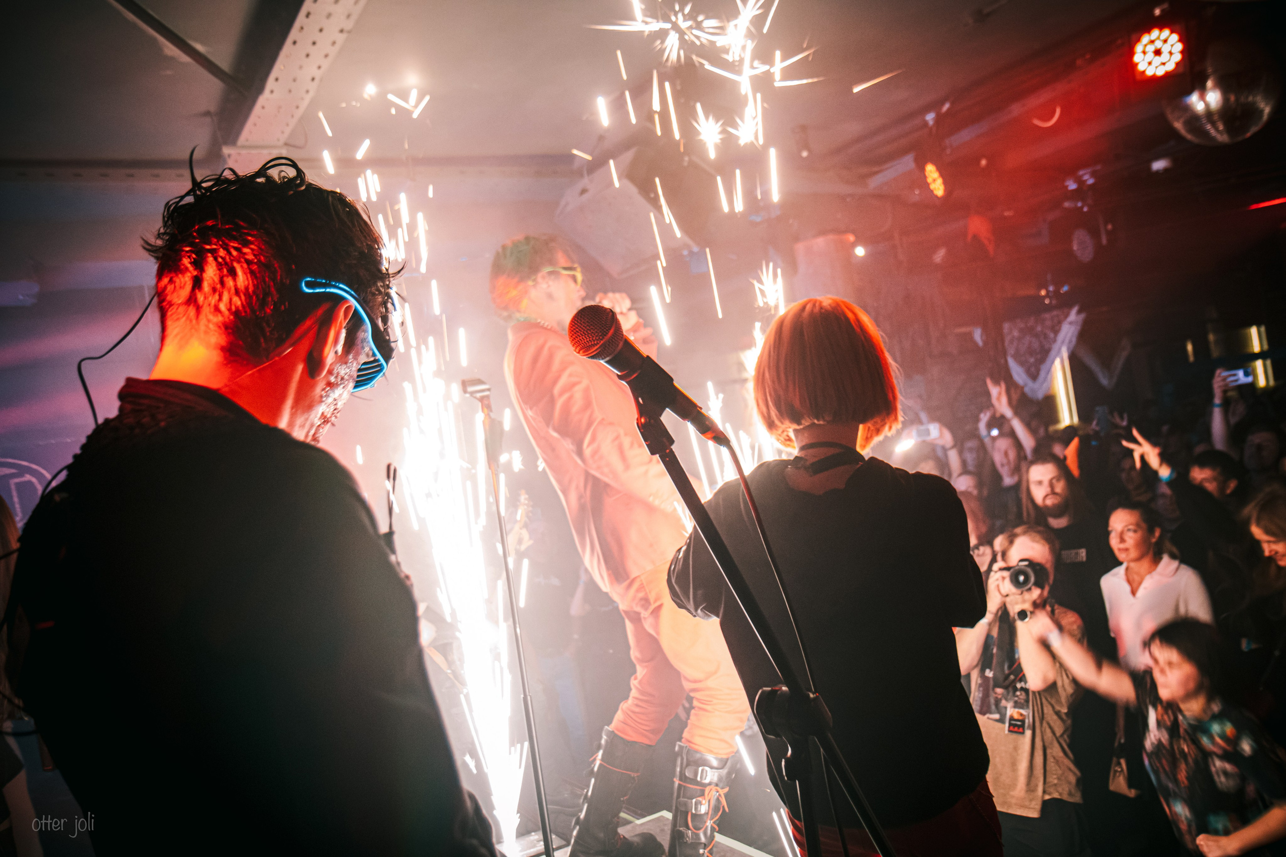 Ramm'band | МТ Music Bar. Концертный репортёр Валерия Сафина