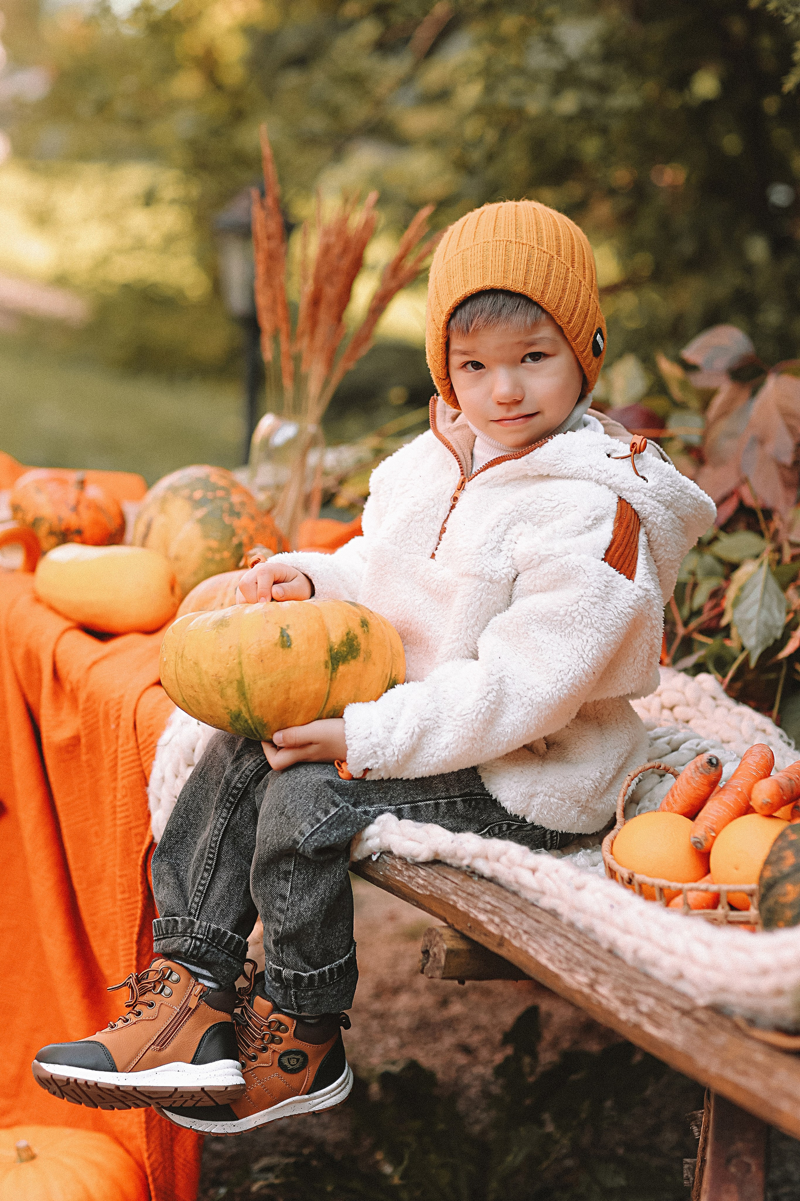 Тыквы. Семейный фотограф Тюмень, фотограф на роды Салмина Мария
